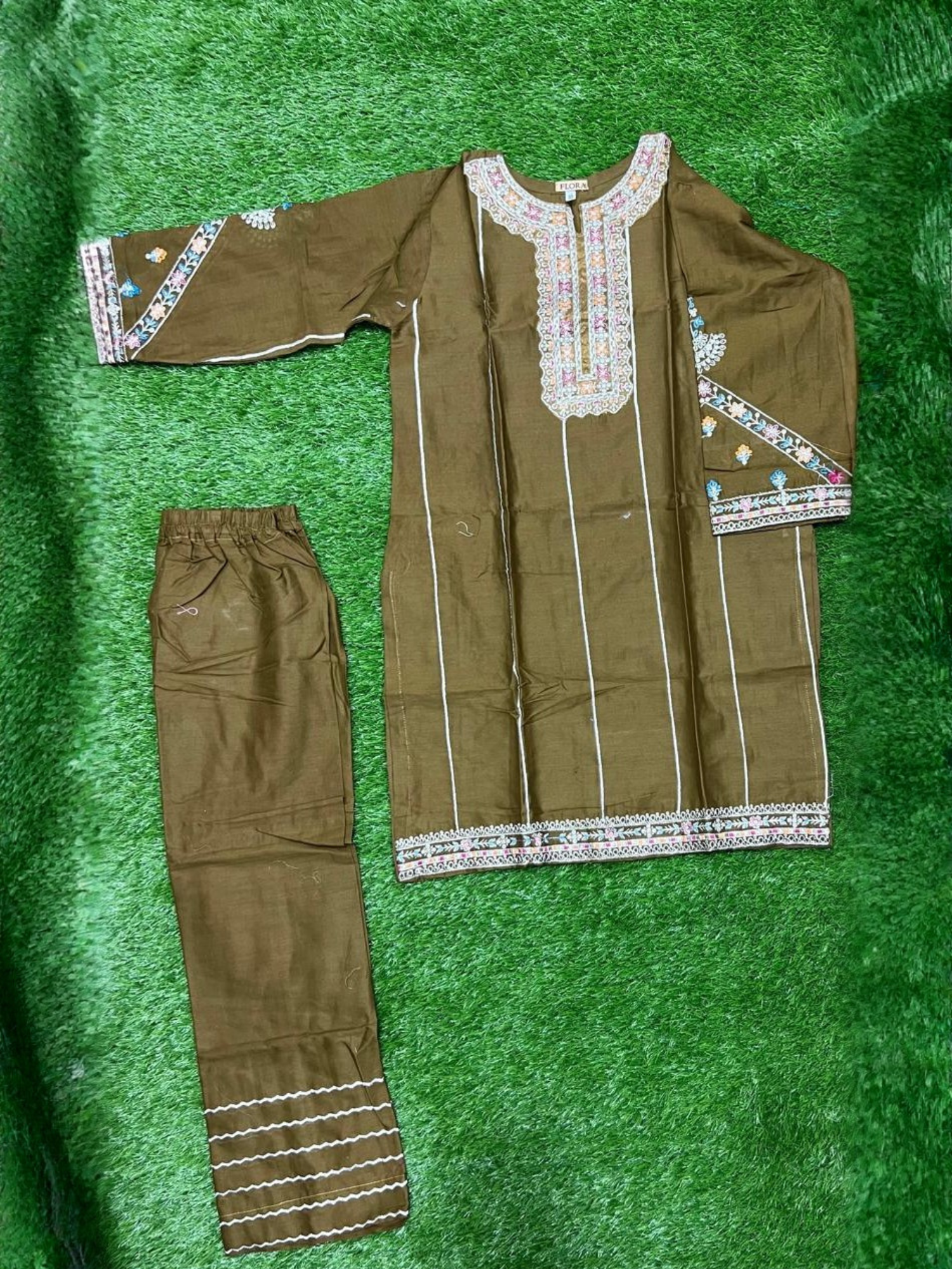 Olive Bin Shaukat Pima Lawn Embroidered Stitched 2-Piece Suit