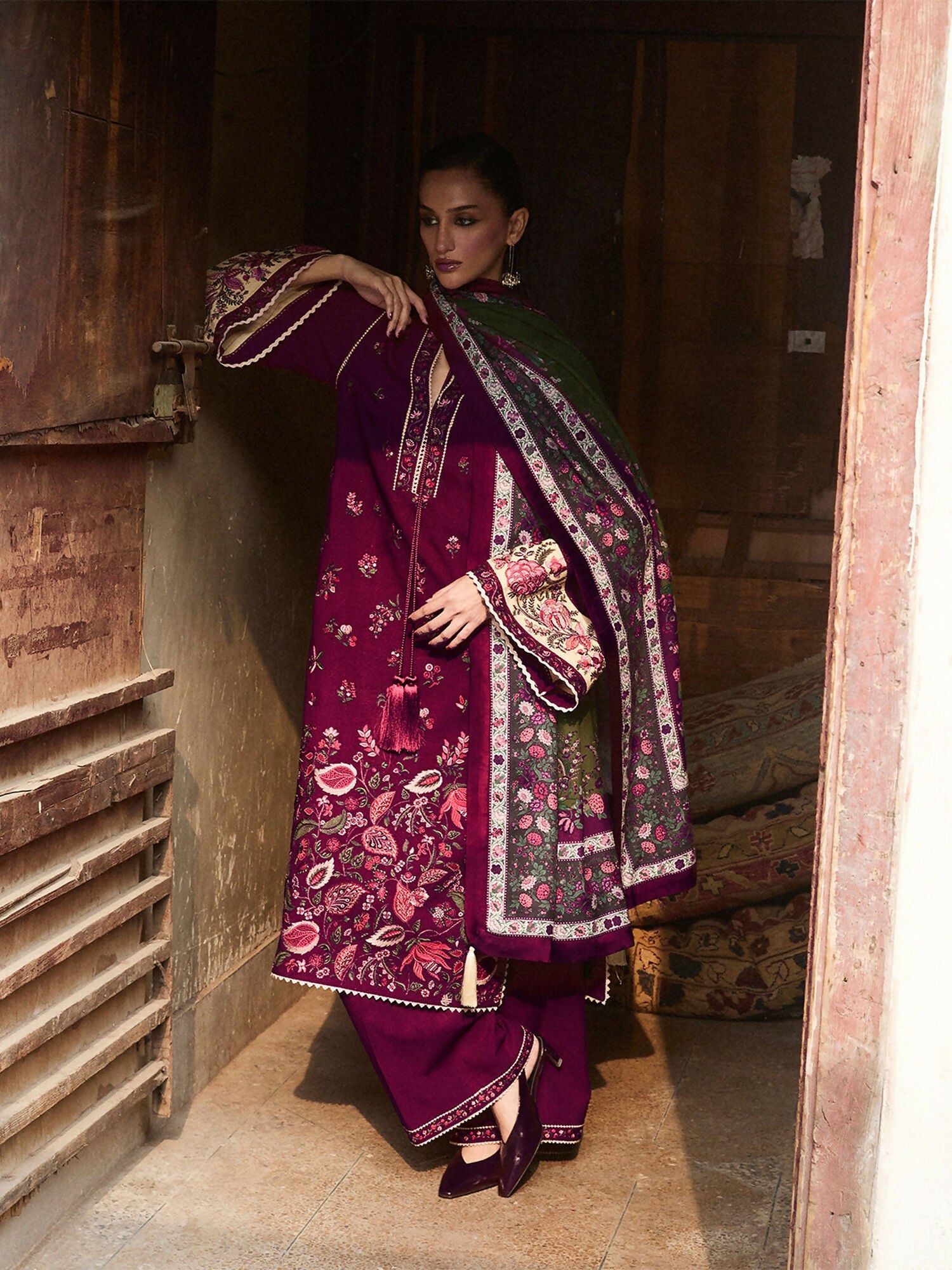 Jugnu by Hussain Rehar Karandi AW'25 Edit III Embroidered Unstitched 3-Piece Suit-Tiran