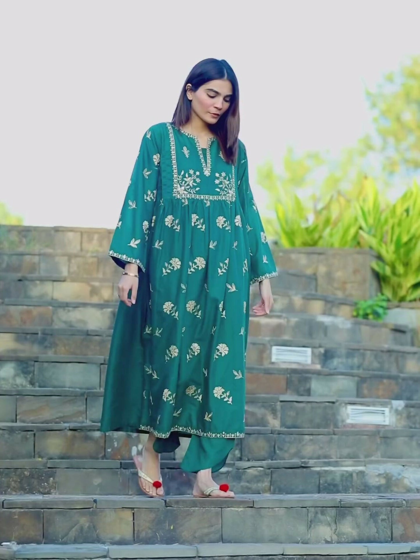 MAK Fashion Lawn Embroidered Stitched 2 Piece Suit-Minah