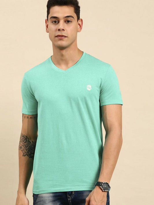 Funkys high density logo stellar V neck cotton tee-12464