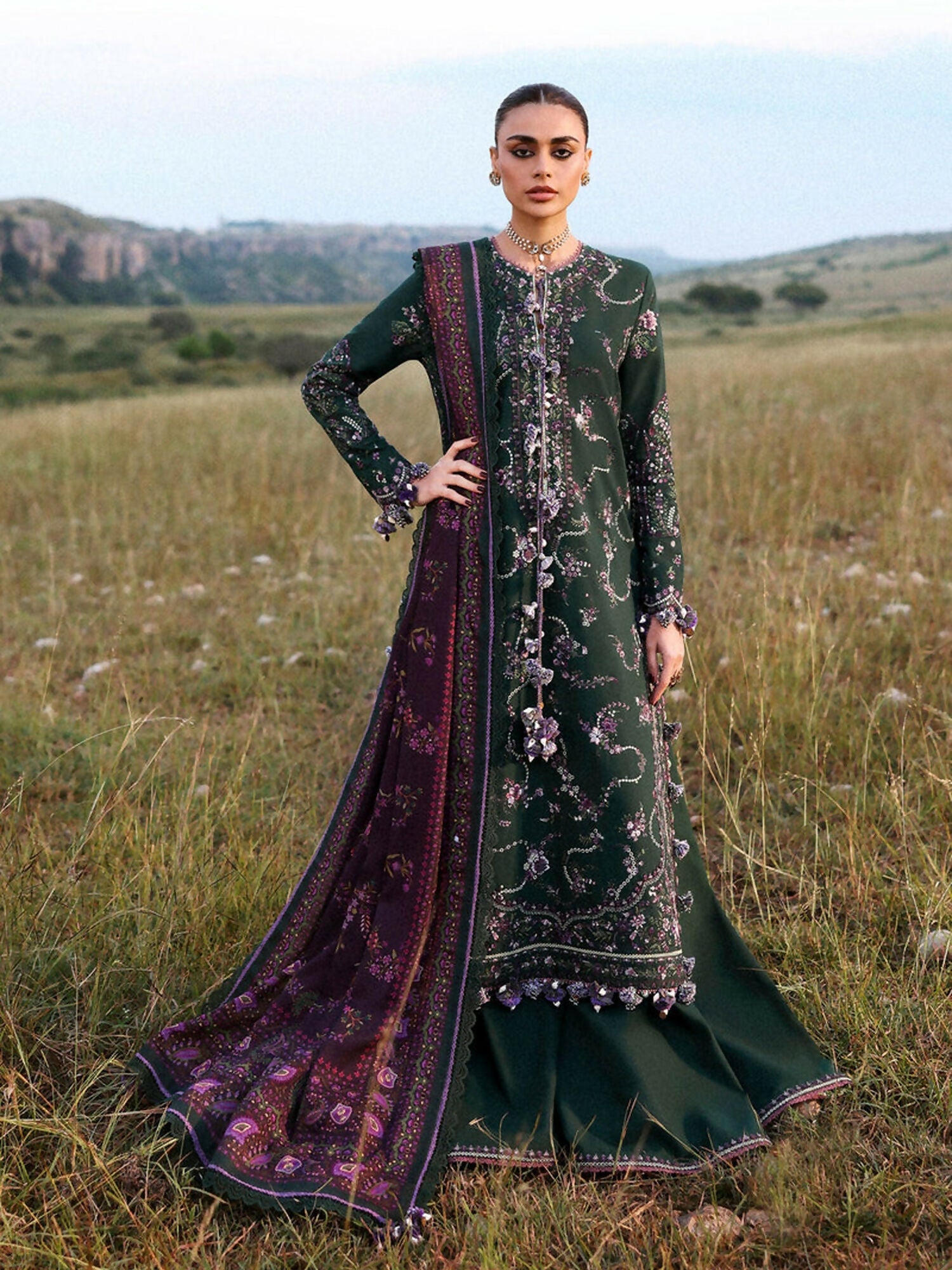 Hussain Rehar Khaddar'25 Embroidered Unstitched 3-Piece Suit-Gulbasi