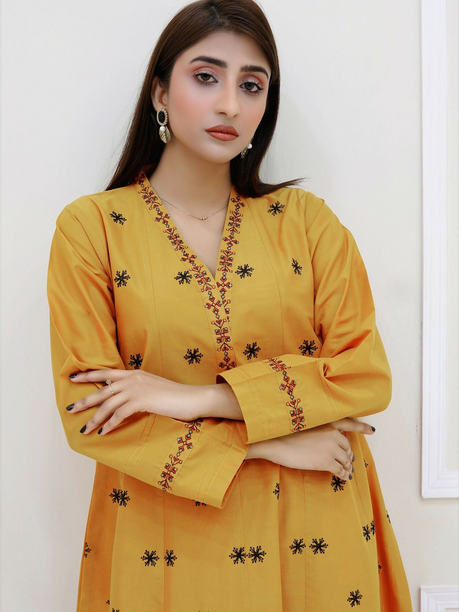MAK Fashion Lawn Embroidered Stitched 2-Piece Suit-Warisha