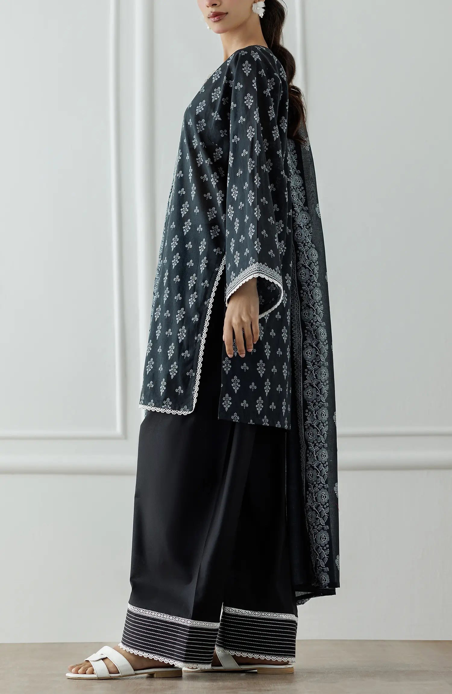 Black -Orient Lawn Printed Unstitched 3-Piece Suit-OTL-25-030