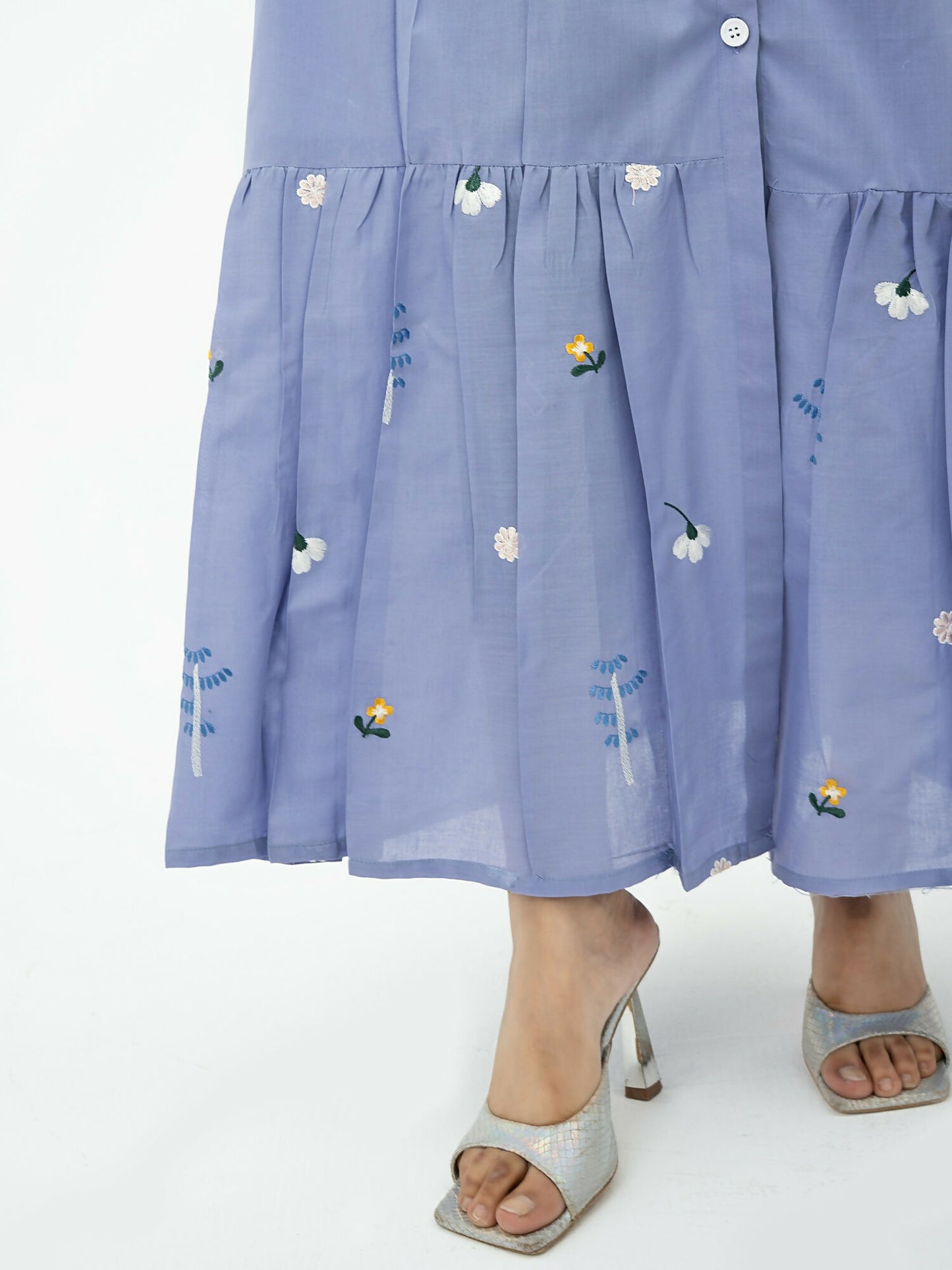 Kachy Dhaagy Cotton Embroidered Maxi