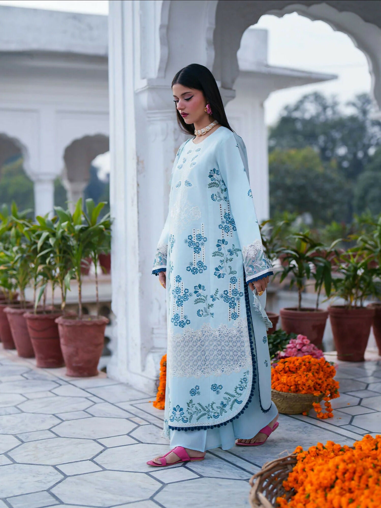 Mahnur Gul Luxury Lawn'26 Embroidered Unstitched 3-Piece Suit-G-006