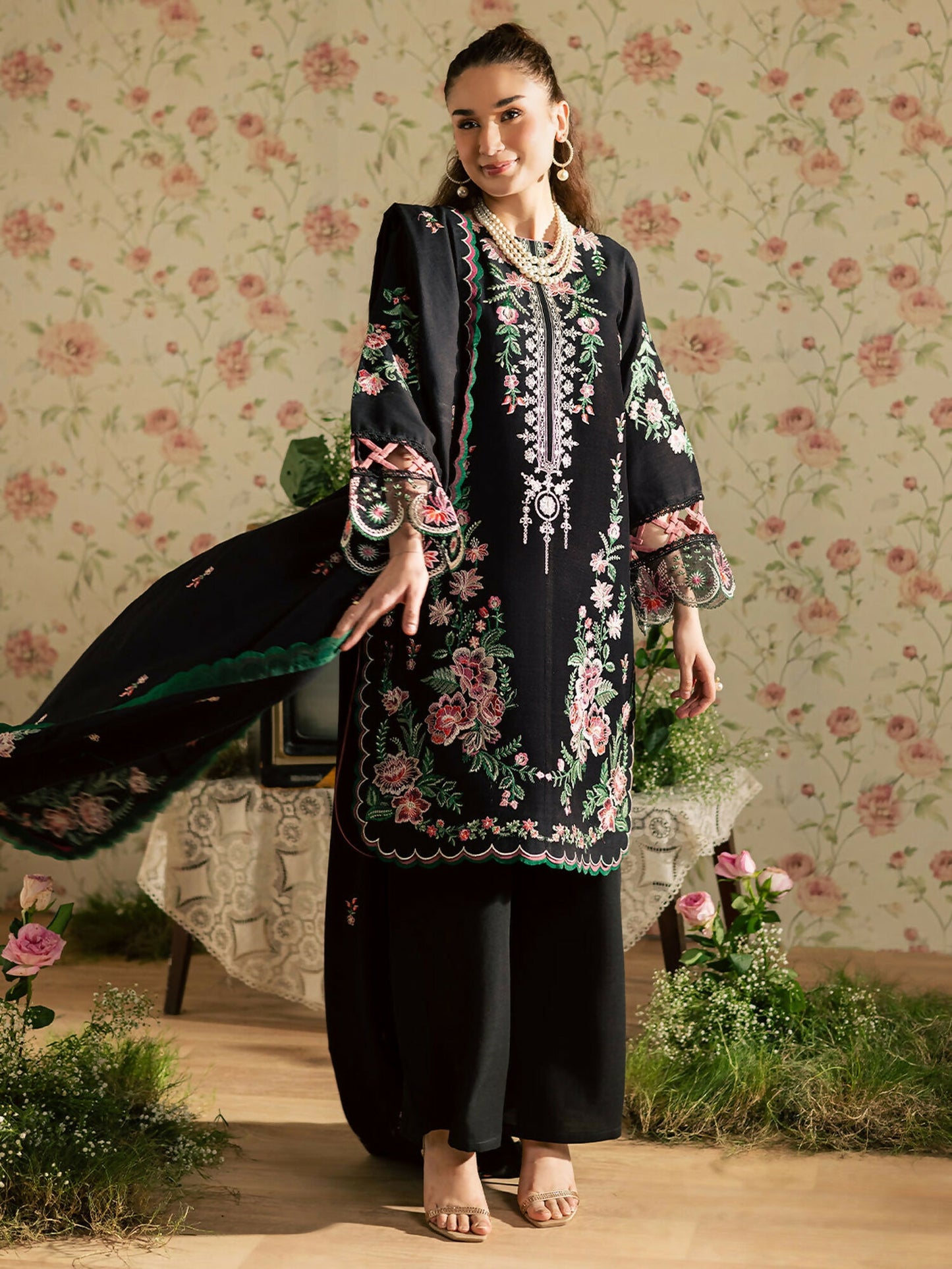 Mahnur Kaia Slub Linen Embroidered Stitched 3-Piece Suit-K- 14
