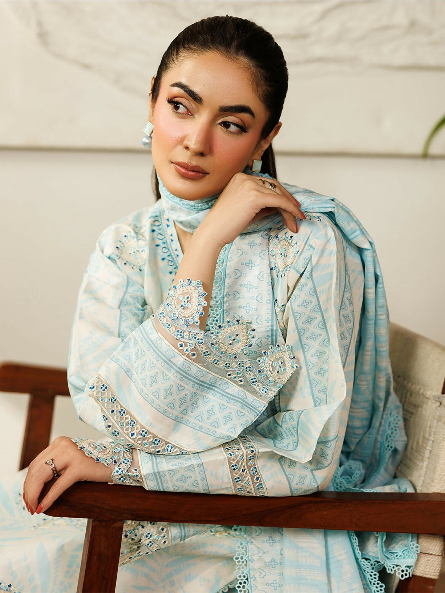 Mahnur Leila Lawn'26 Embroidered Unstitched 3-Piece Suit-L-10