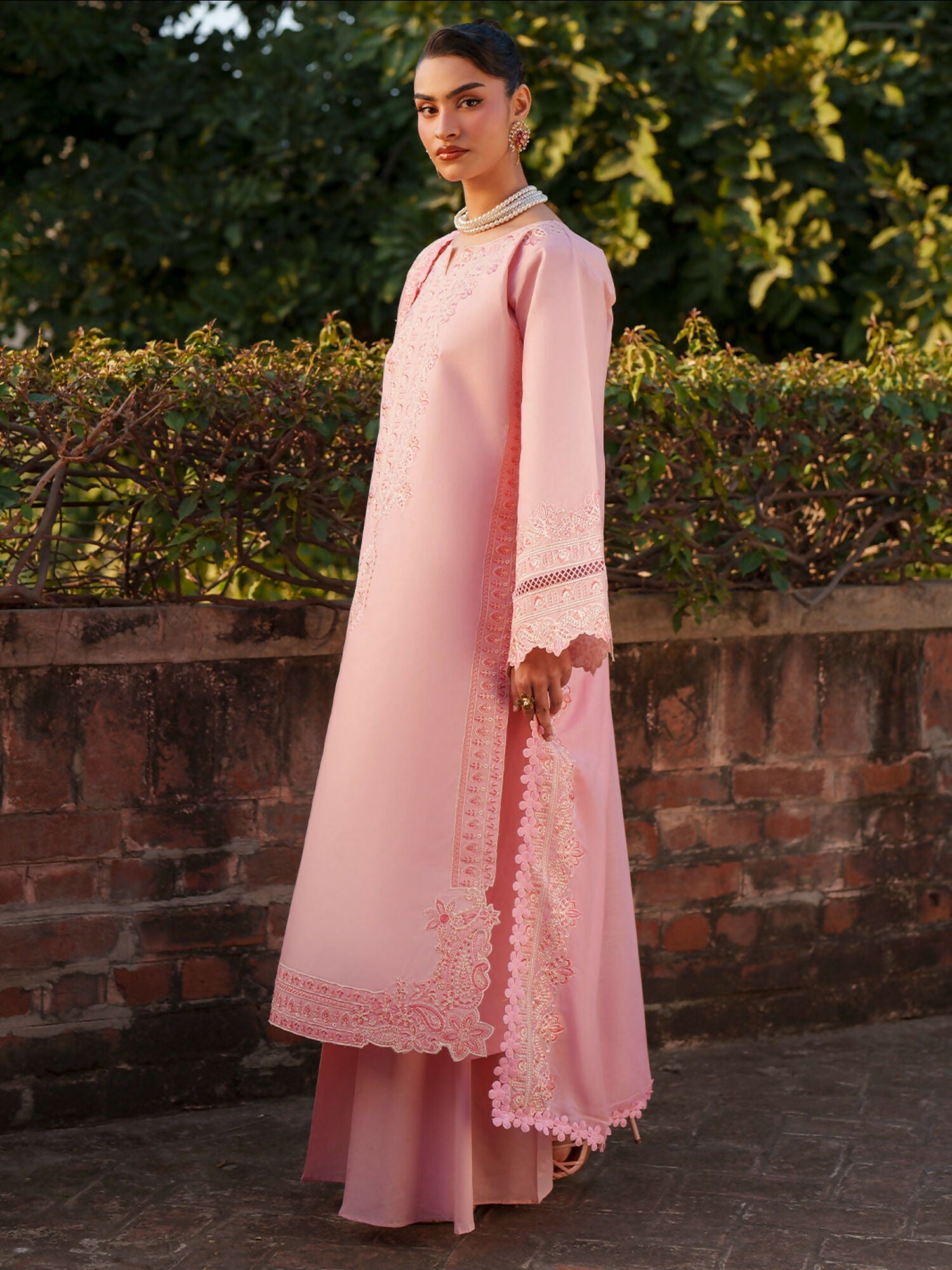 Mahnur Fiona Lawn'26 Embroidered Unstitched 3-Piece Suit-F-13