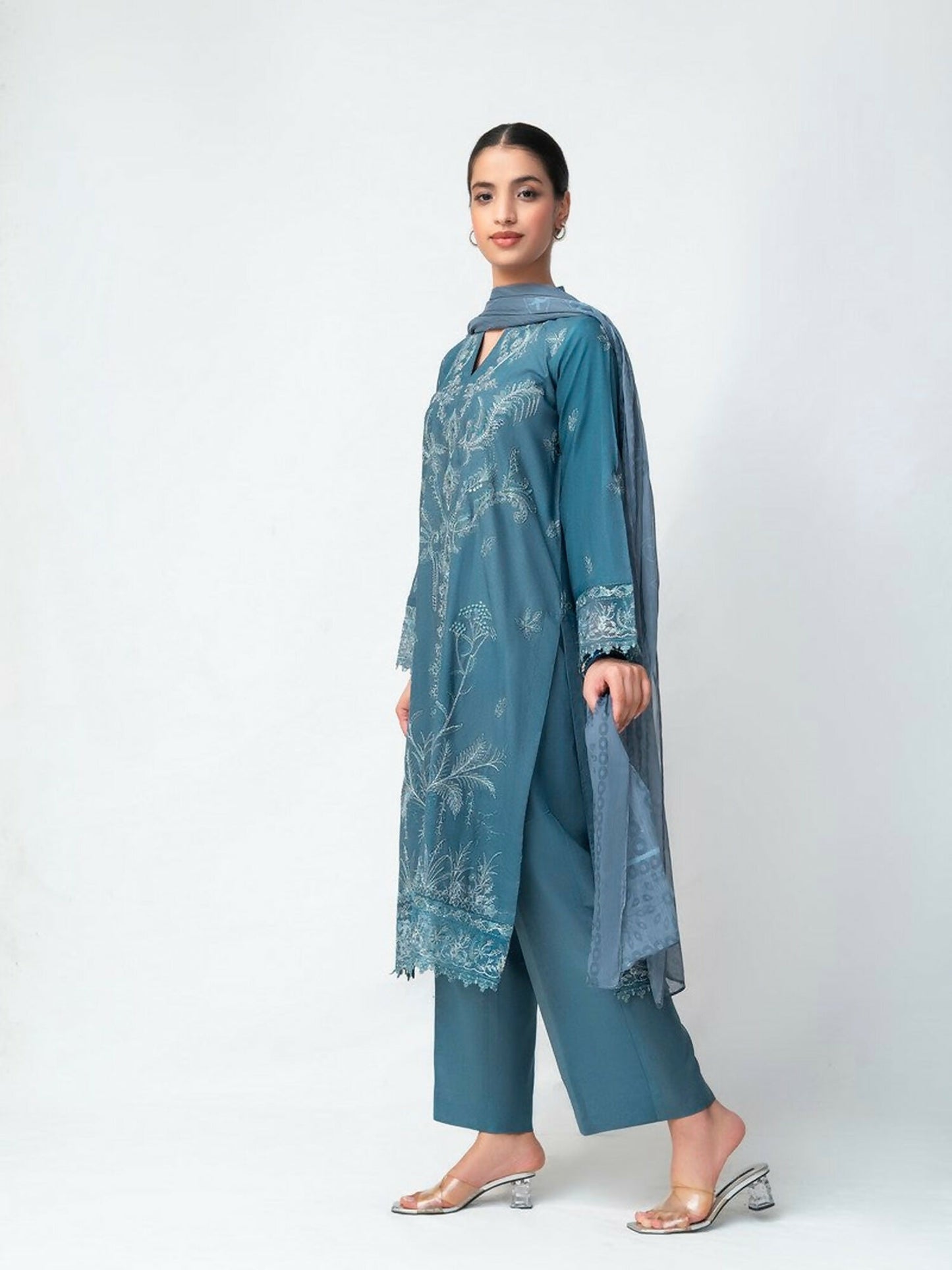 Imran Aftab Maya Winter Karandi Embroidered Unstitched 3-Piece Suit-IAKC-UF-31