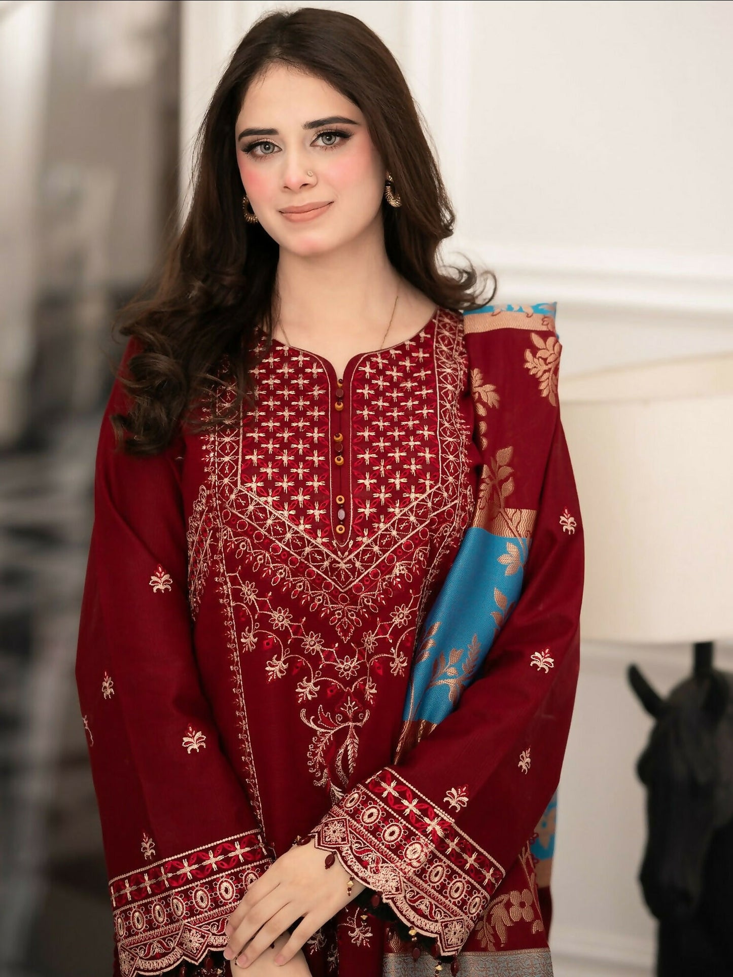 Zeephire Dhanak Embroidered Stitched 3-Piece Suit-Horiya