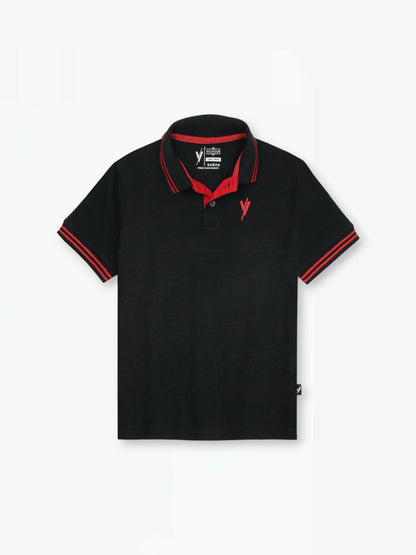 Classic boys’ plain polo shirt in breathable piqué fabric, featuring short sleeves, tipping collar, and subtle logo embroidery – ideal for summer wear and all-day comfort