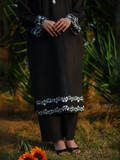 Kachy Dhaagy Lawn Embroidered Stitched 2-Piece Suit-Fahira