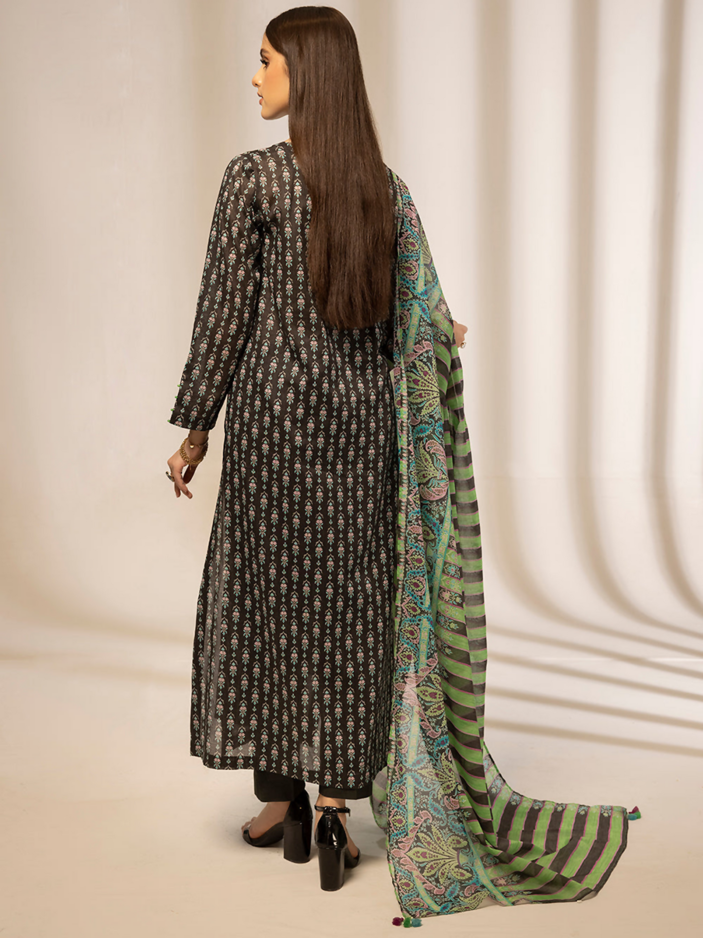 Nishat Lawn Printed Unstitched 3-Piece Suit-42201755-R