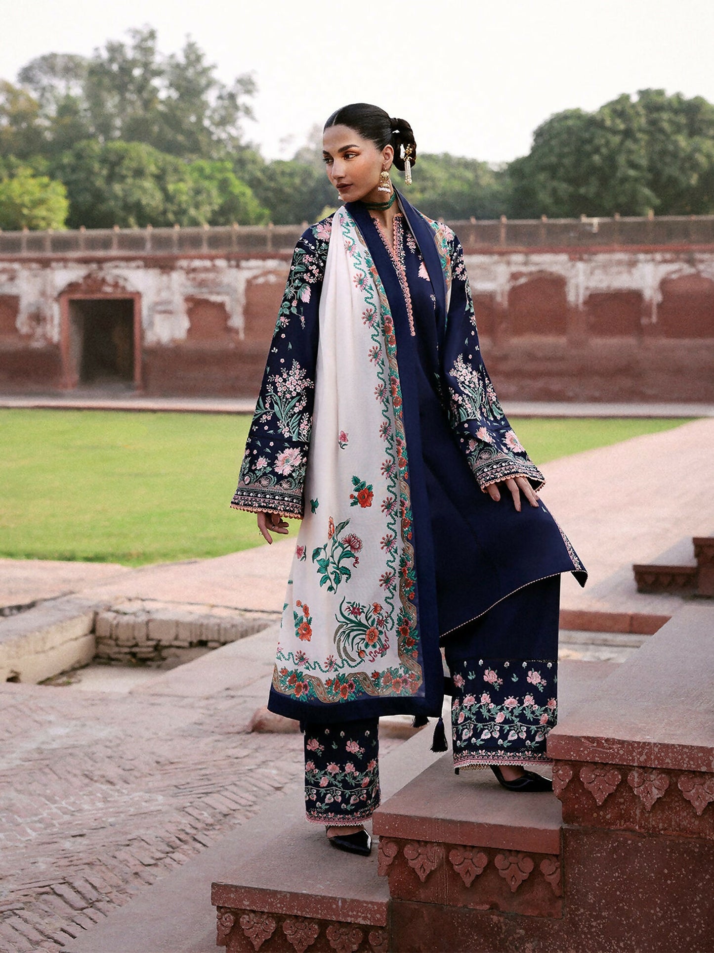 Jugnu By Hussain Rehar Khaddar'25 Embroidered Unstitched 3-Piece Suit-Navi