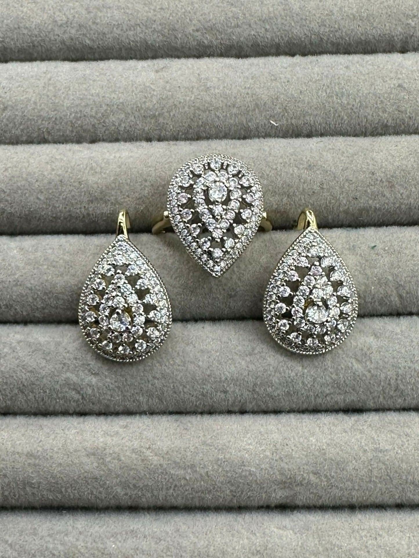 H&A Jewellery Earrings and Ring Set