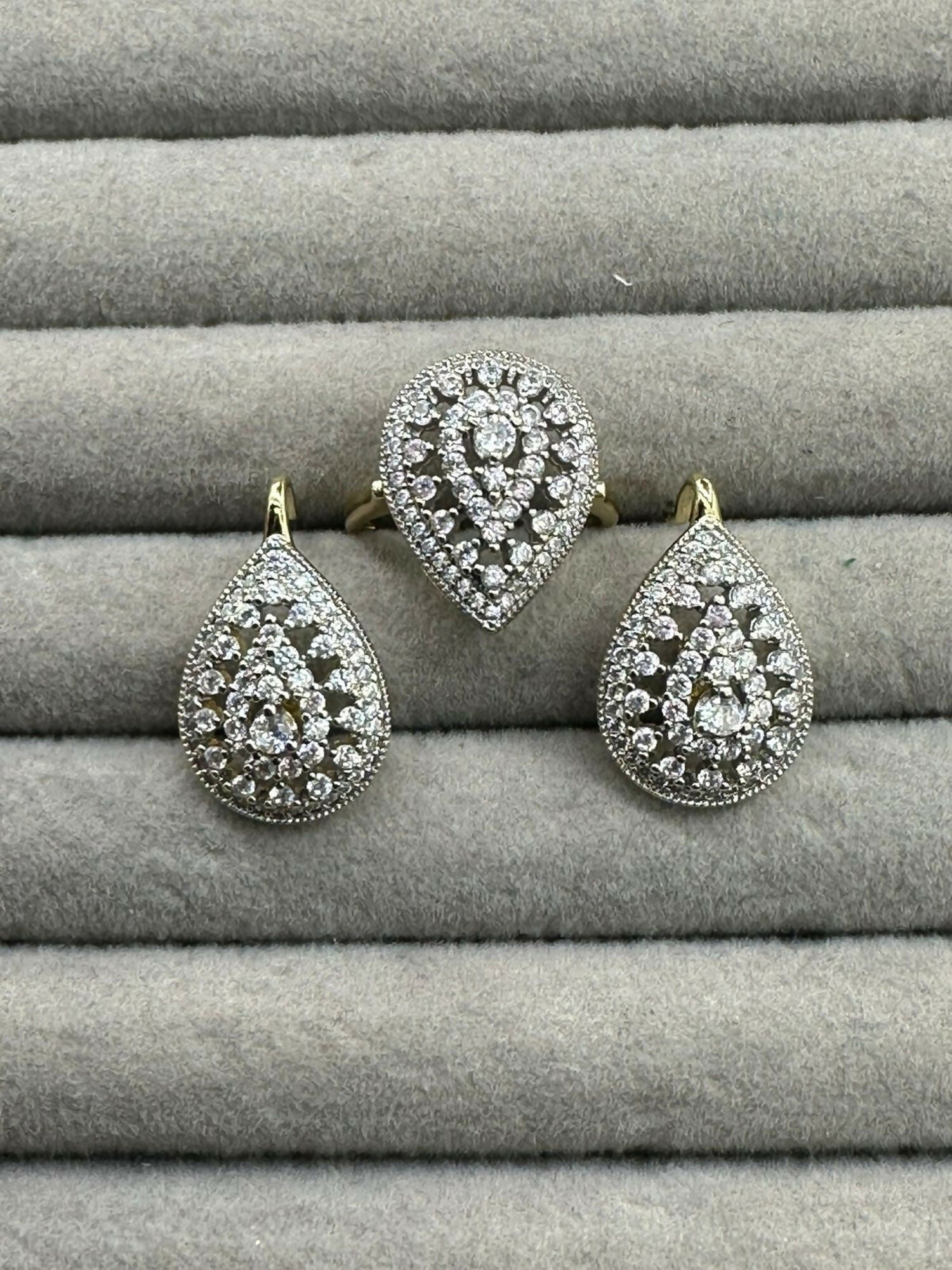 H&A Jewellery Earrings and Ring Set
