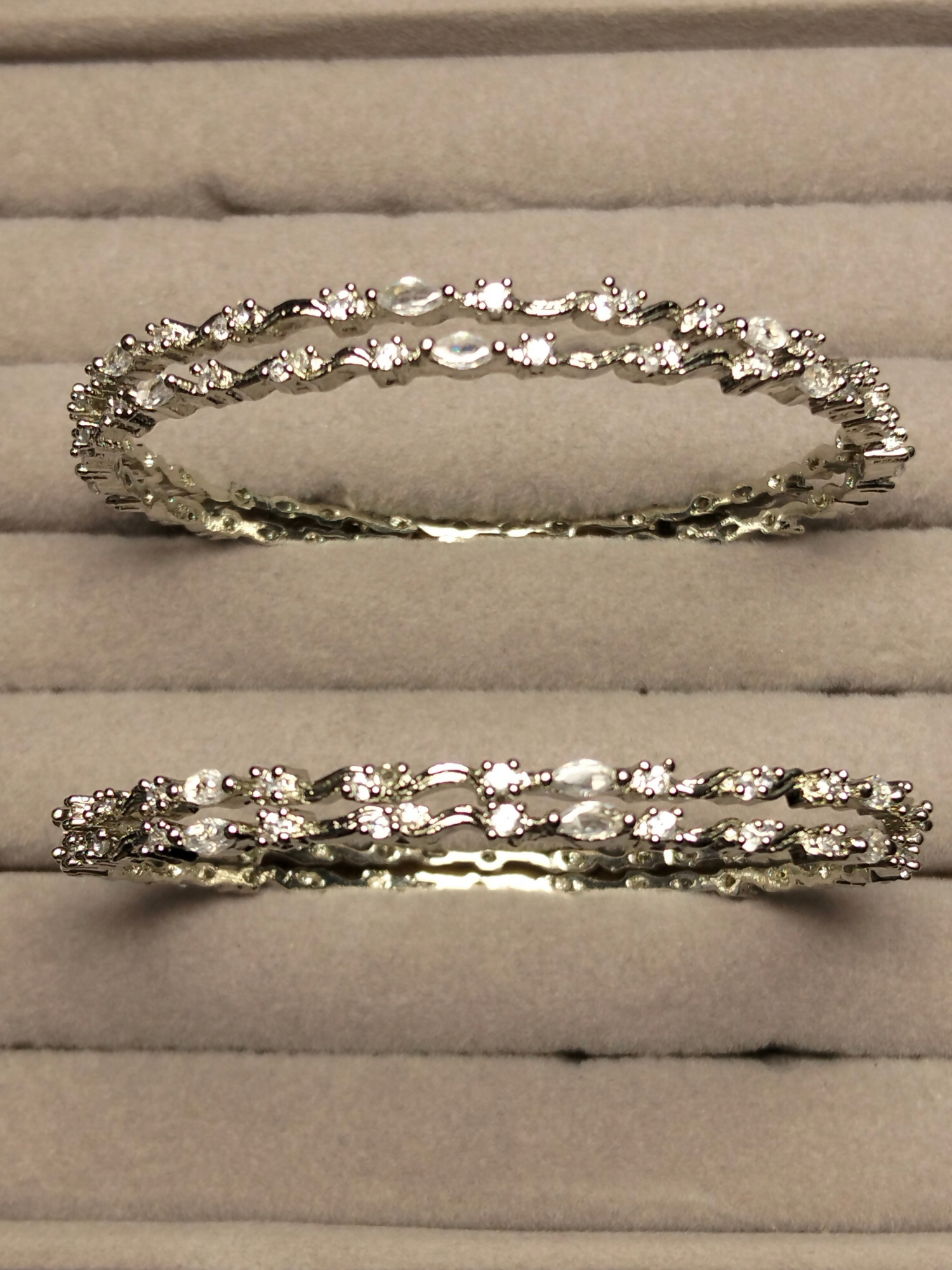 H&A Jewellery One Carat Silver Rhodium-Plated Kangina with Semi-Precious Stones