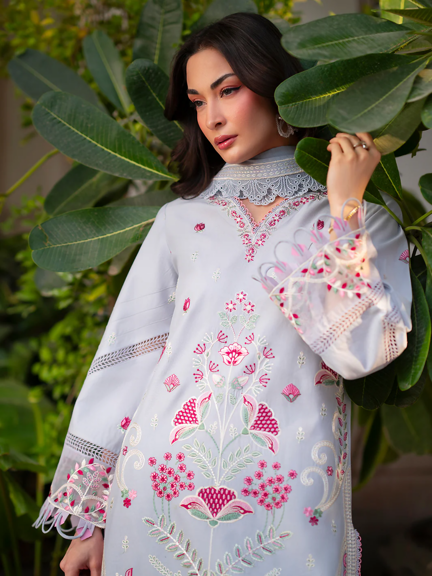 Mahnur Ember Lawn Embroidered Unstitched 3-Piece Suit-EM-008