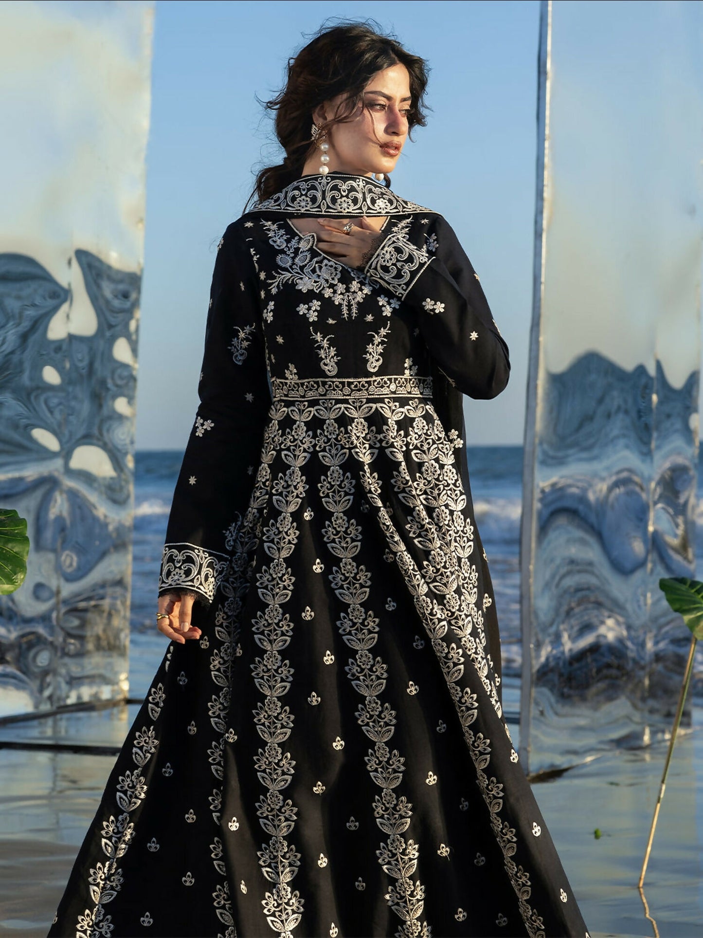 Mahnur Sirene Luxury Lawn'26 Embroidered Stitched 3-Piece Suit-S-05