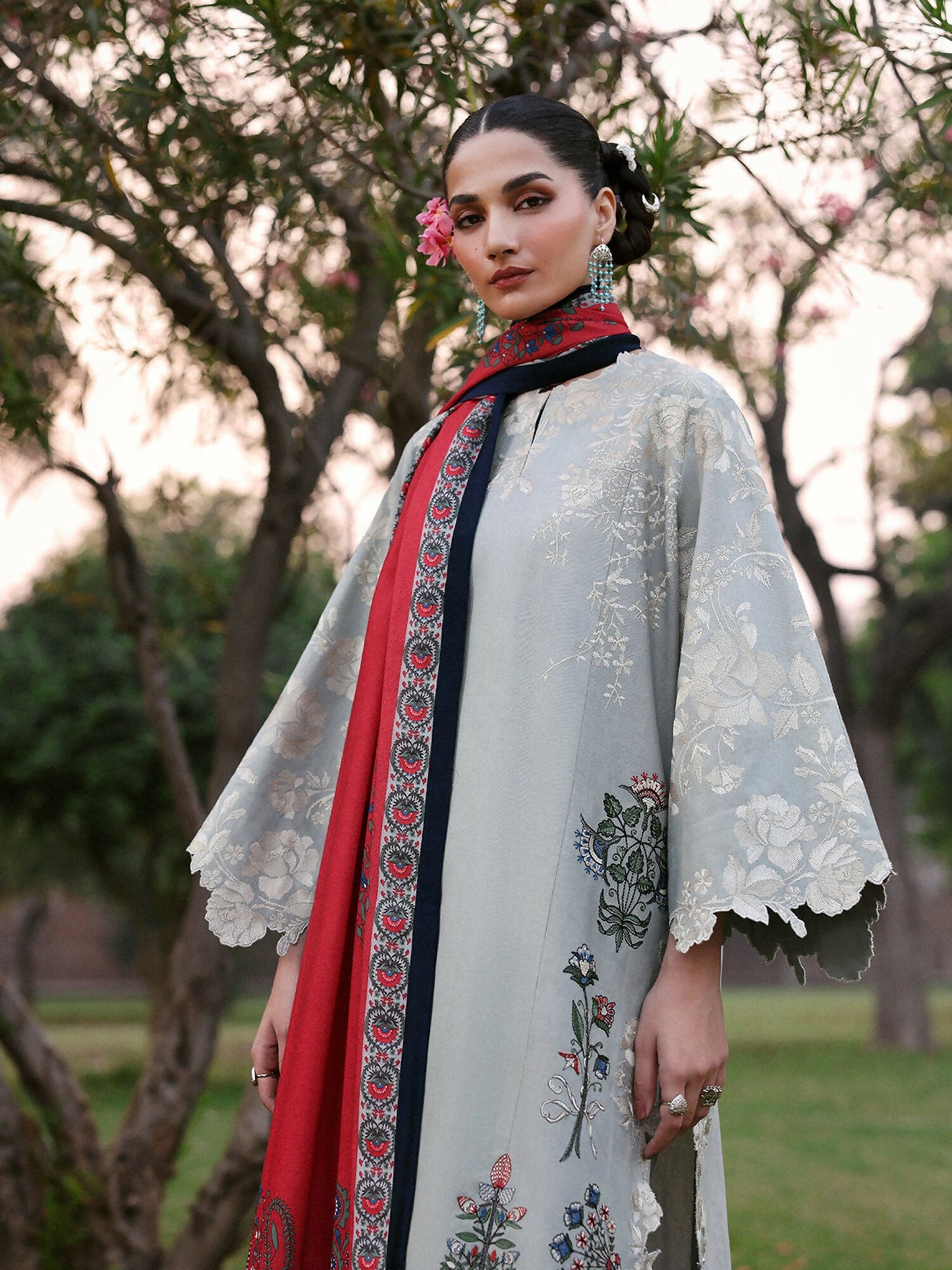 Jugnu By Hussain Rehar Khaddar'25 Embroidered Unstitched 3-Piece Suit-Heran