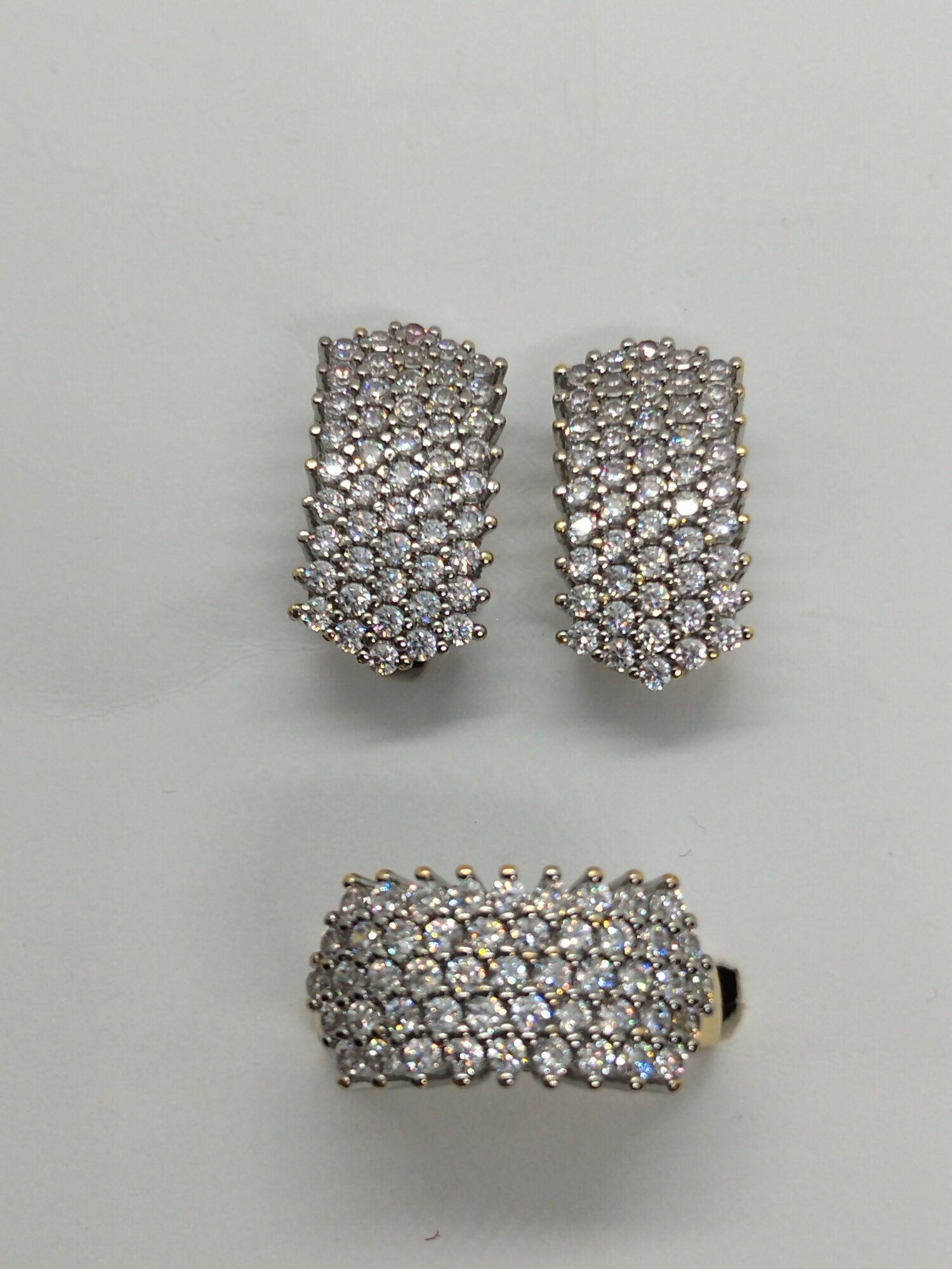 H&A Jewellery Dual Tone Stud Earrings and Ring Set