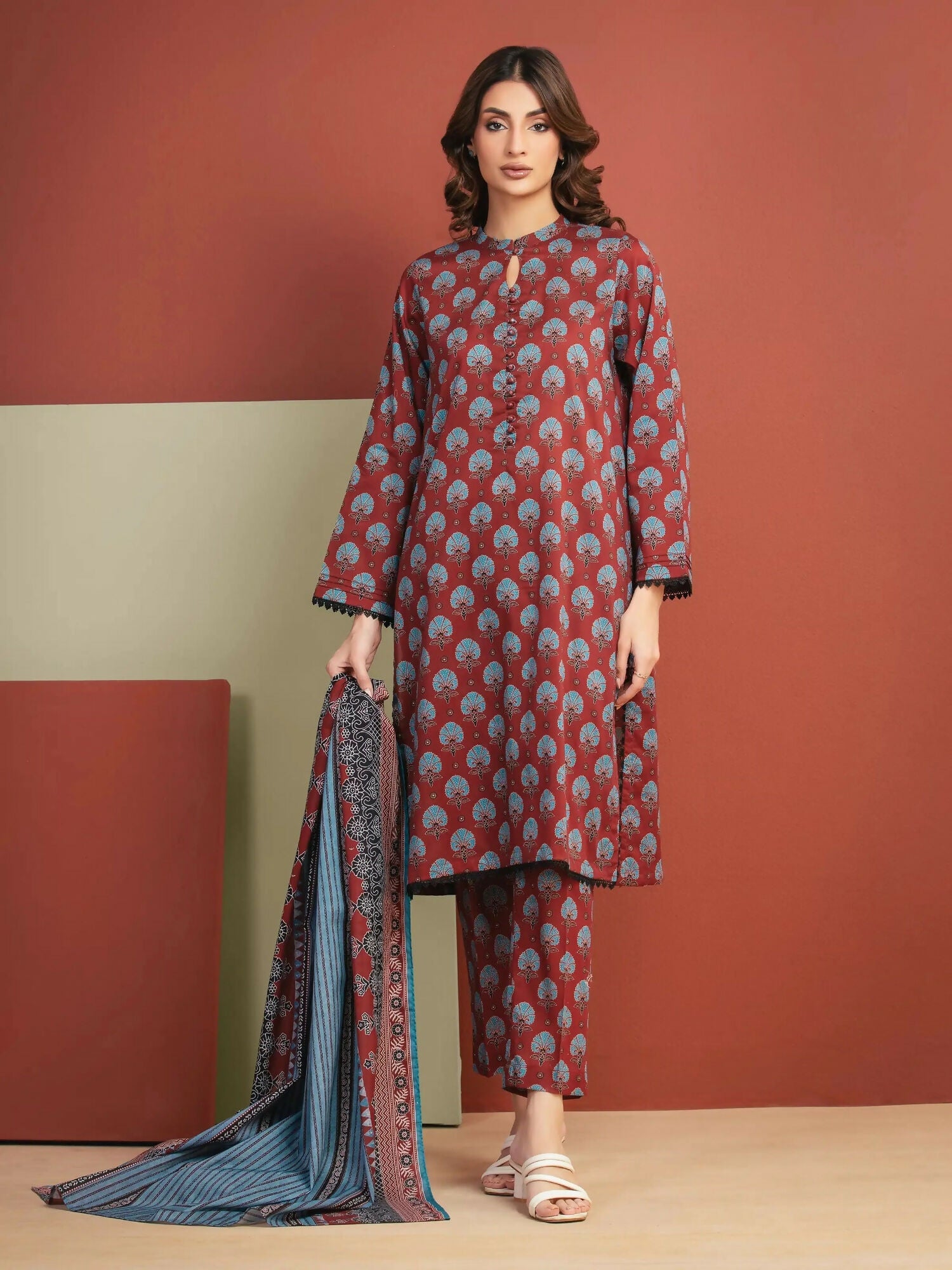 Edenrobe Allure Summer Lawn Printed Unstitched 3-Piece Suit-EWU5A1-35282