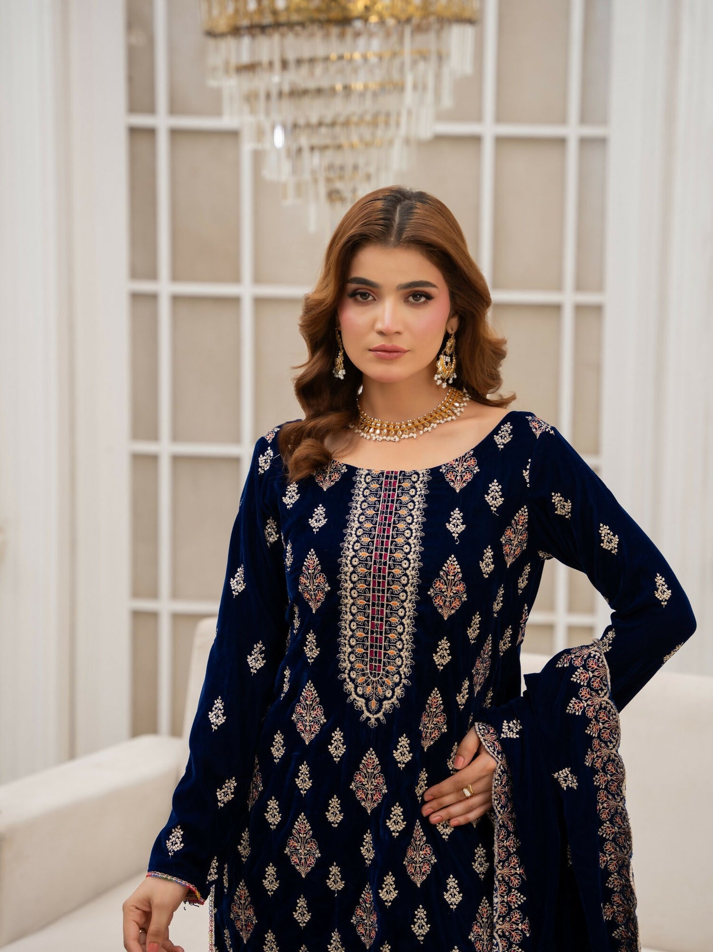 Noori Velvet Embroidered Unstitched 3-Piece Suit