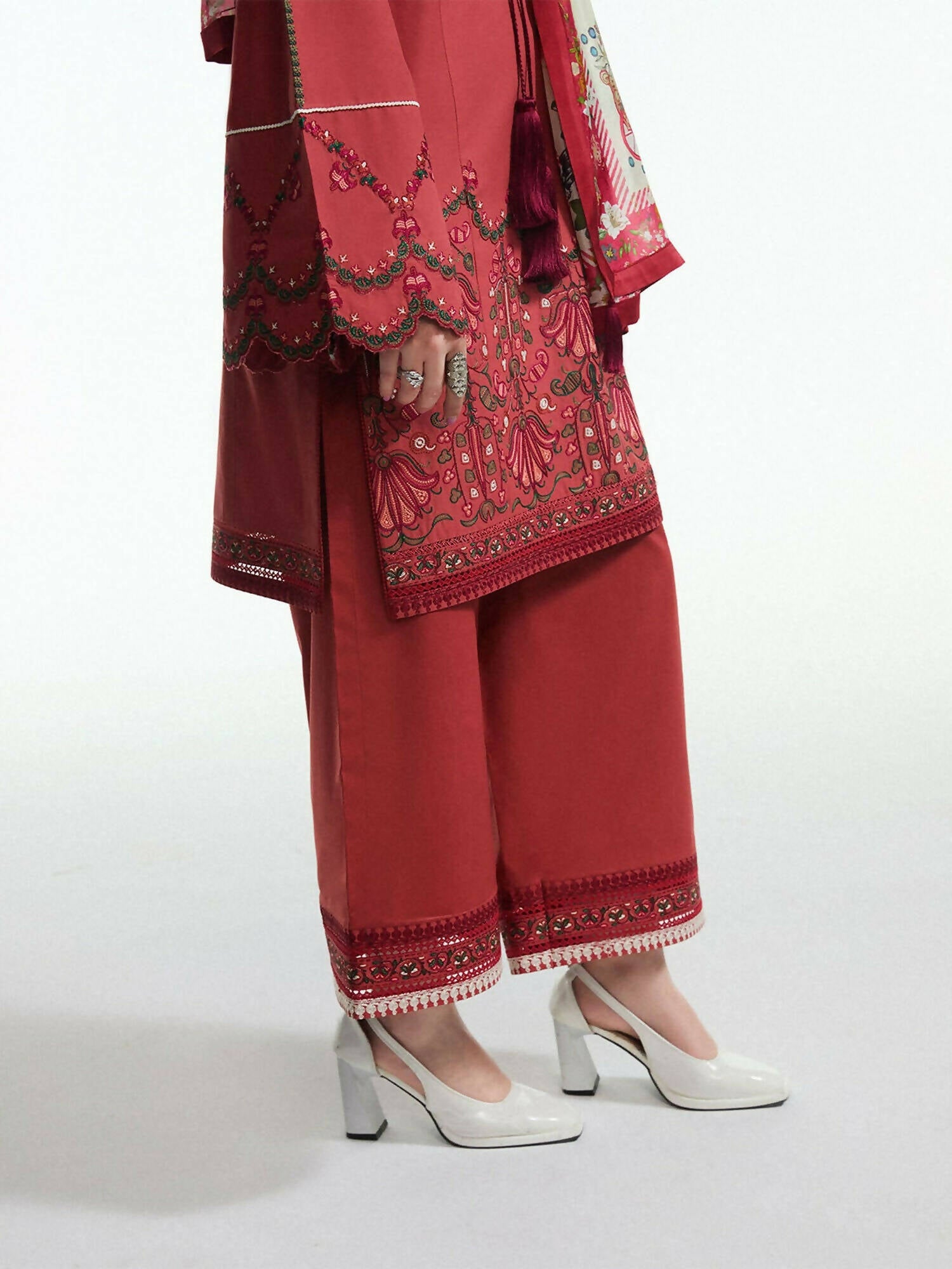 Jugnu by Hussain Rehar Silk Printed Scarf-Diya