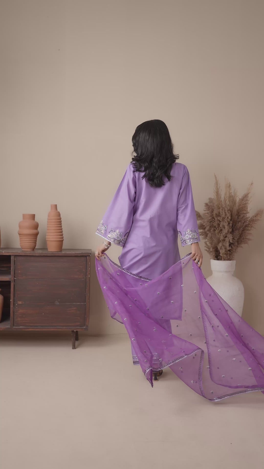 Lilac Stylish Collection Mahani Lawn Embroidered Stitched 3-Piece Suit-Lavender
