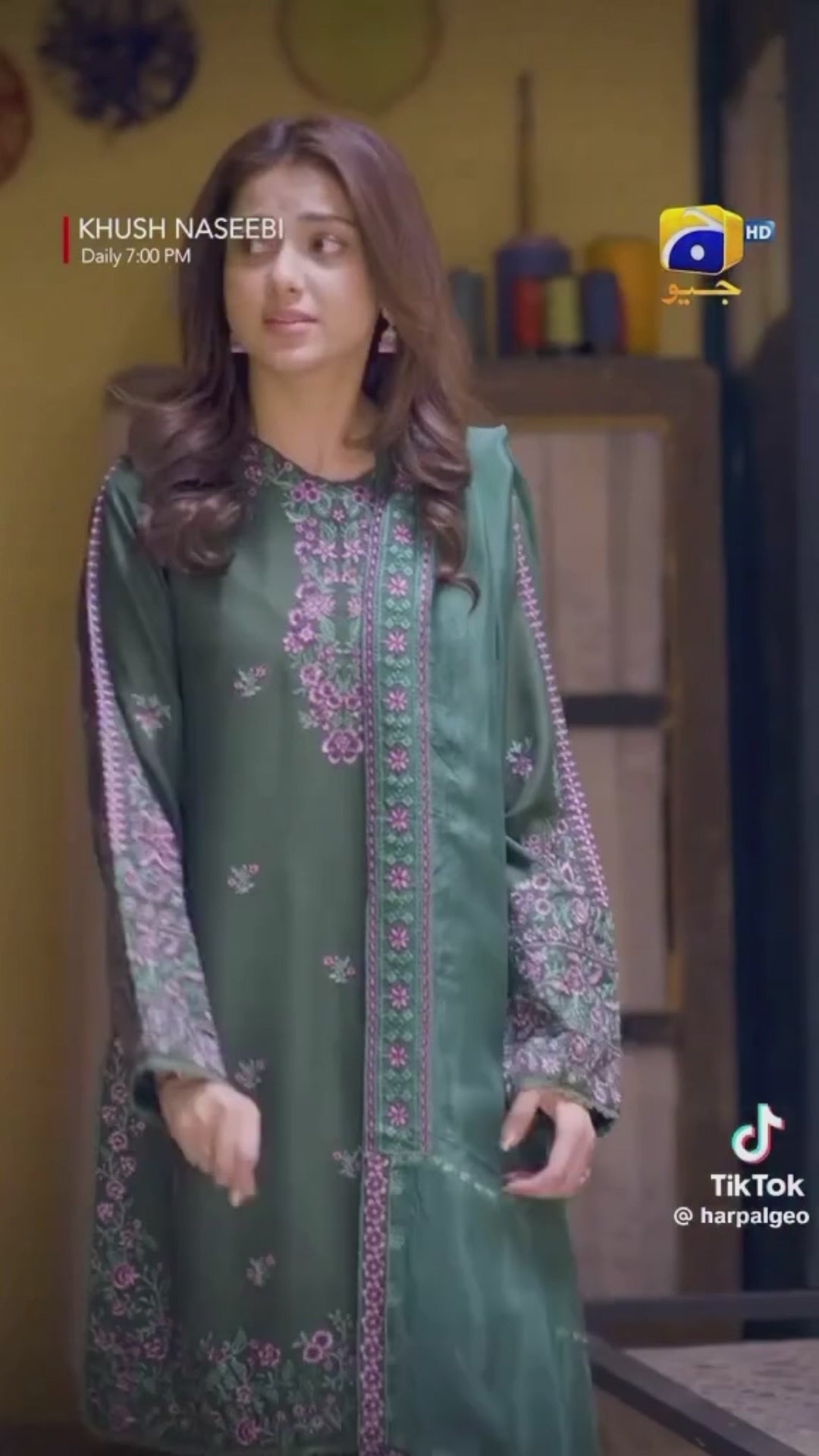 Panache Apparel Rang-e-Bahar Linen Embroidered Stitched Suit-Zarmin
