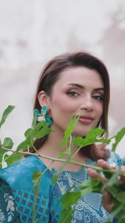 Parishay Rang e Sarma Khaddar Embroidered Stitched 3-Piece Suit-SAR-01