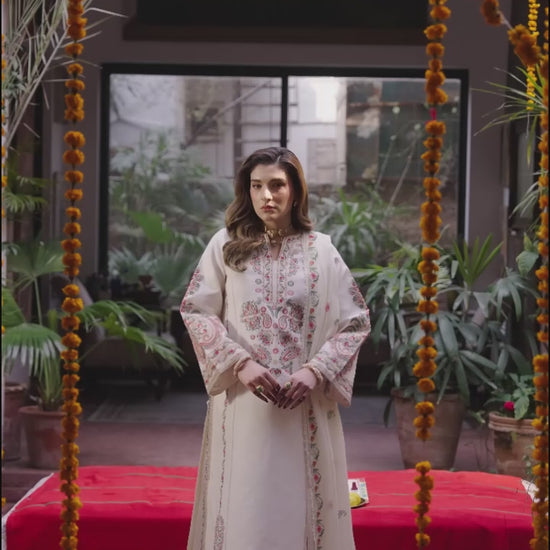 Mahnur Satrangi Lawn'26 Embroidered Unstitched 3-Piece Suit-ST-07 Ivory