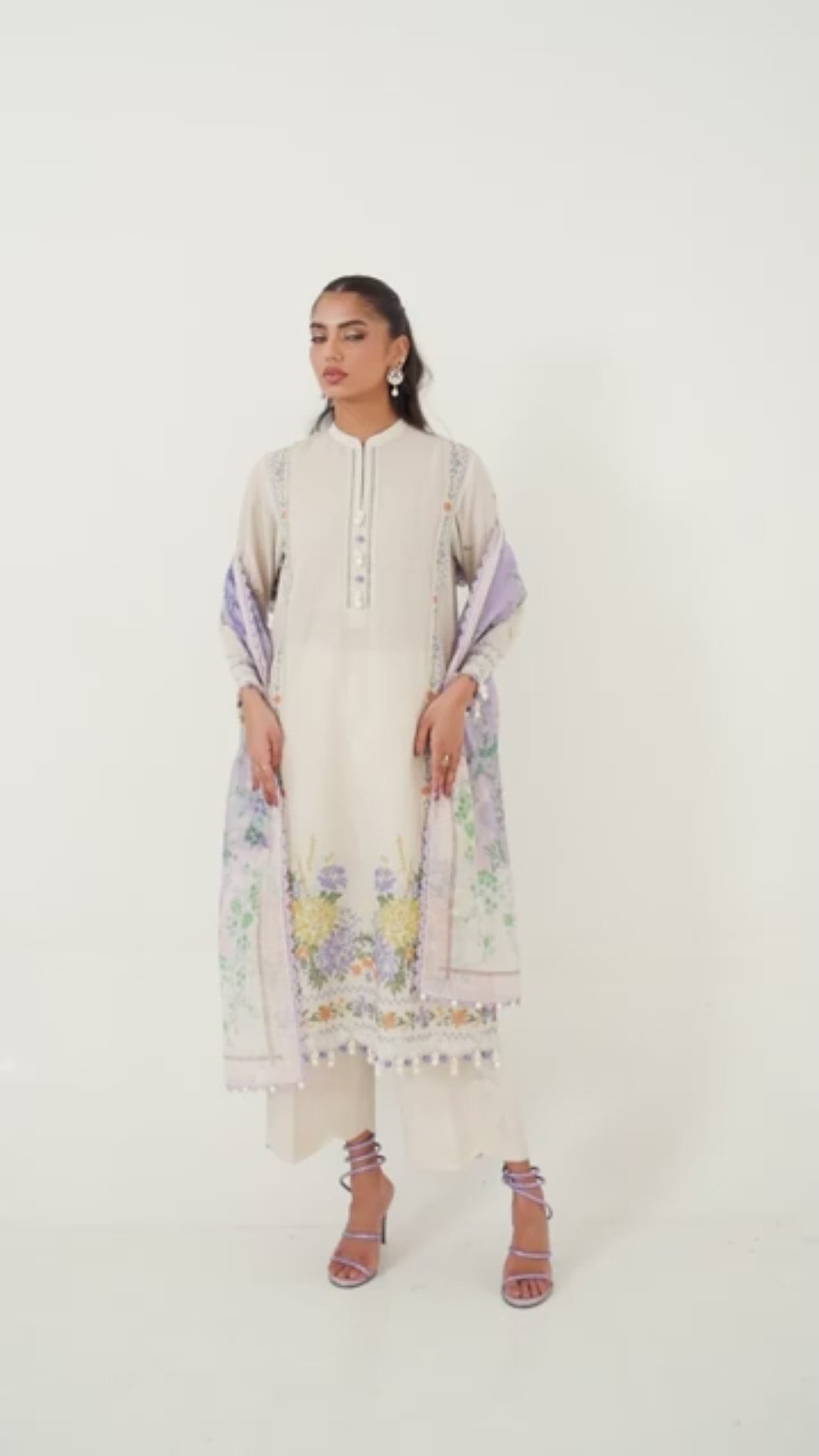 Sana Safinaz Lawn Embroidered Unstitched 3-Piece Suit-M251-012A-3CV