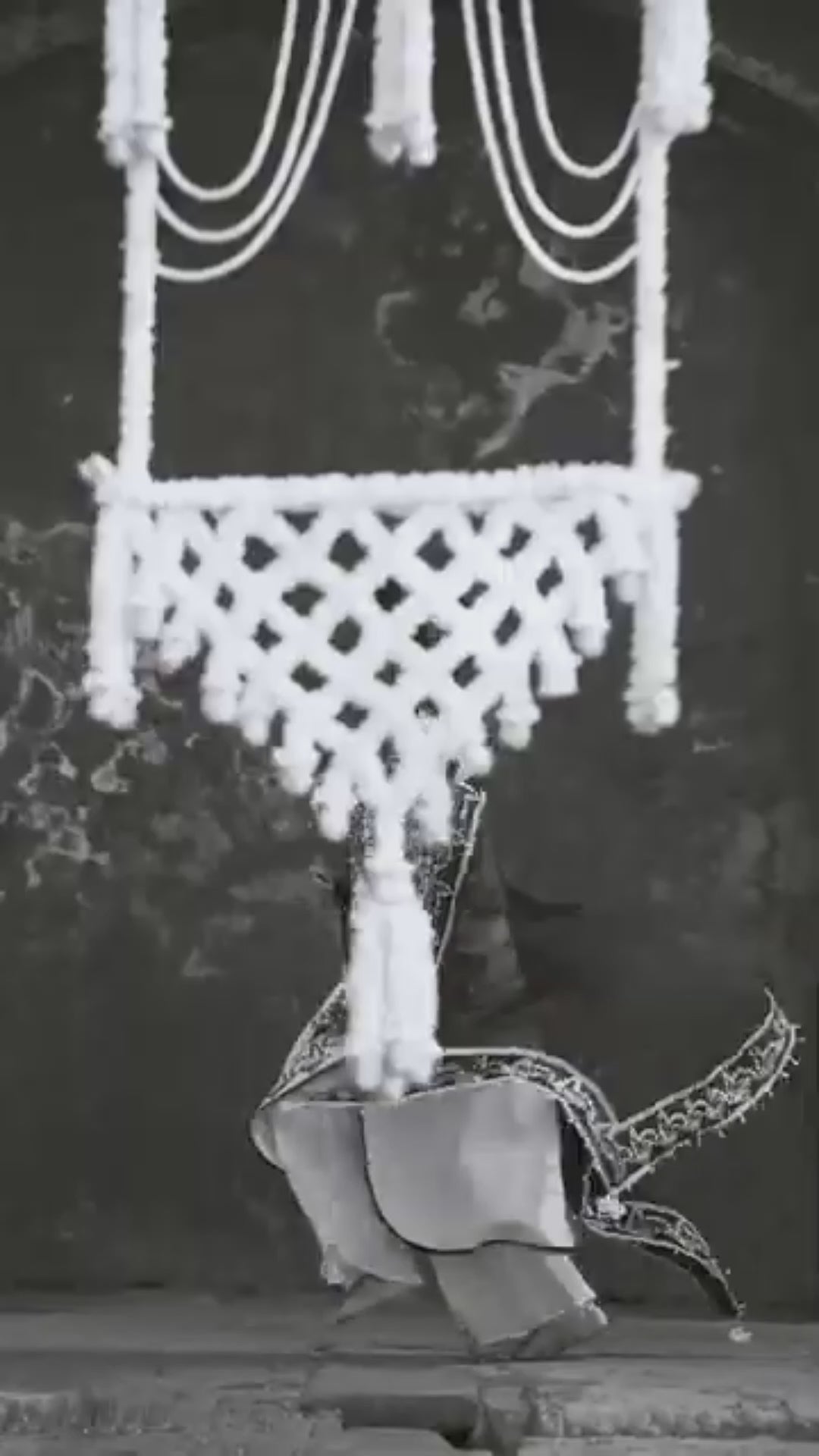 Mahnur Gul Luxury Lawn'26 Embroidered Unstitched 3-Piece Suit-G-008