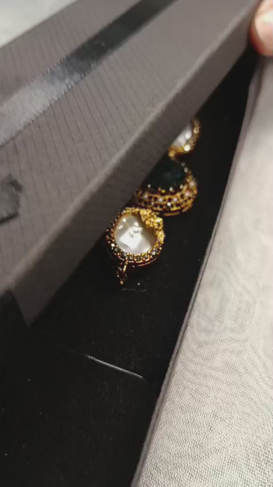 Durwaj's Emerald Charm Bracelet DW-010