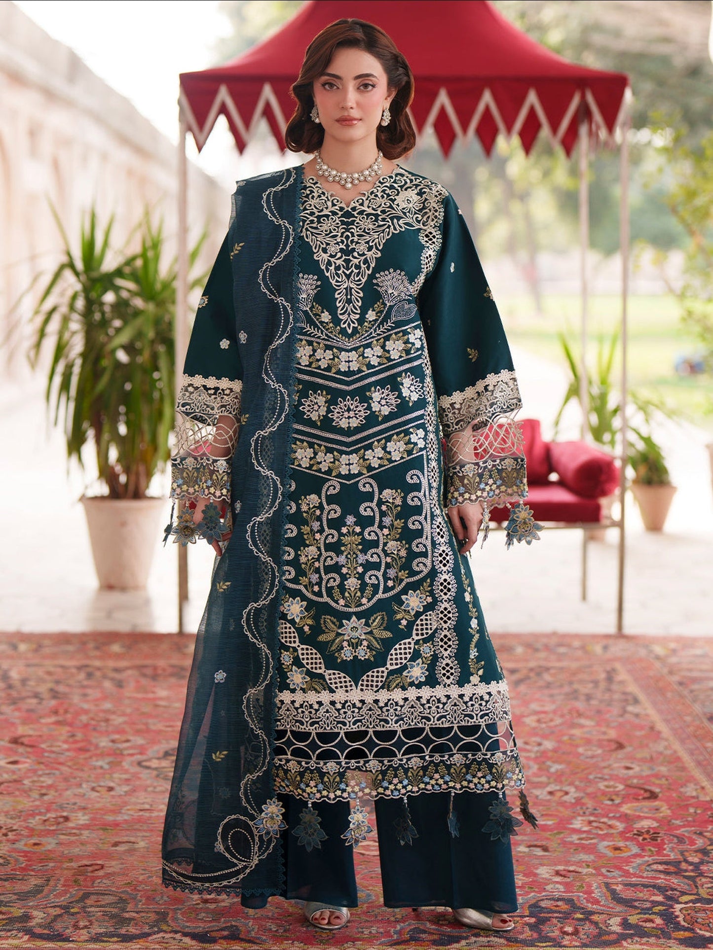 Zinc Mahnur Nilofer Luxury Lawn'26 Embroidered Unstitched 3-Piece Suit-NL-13