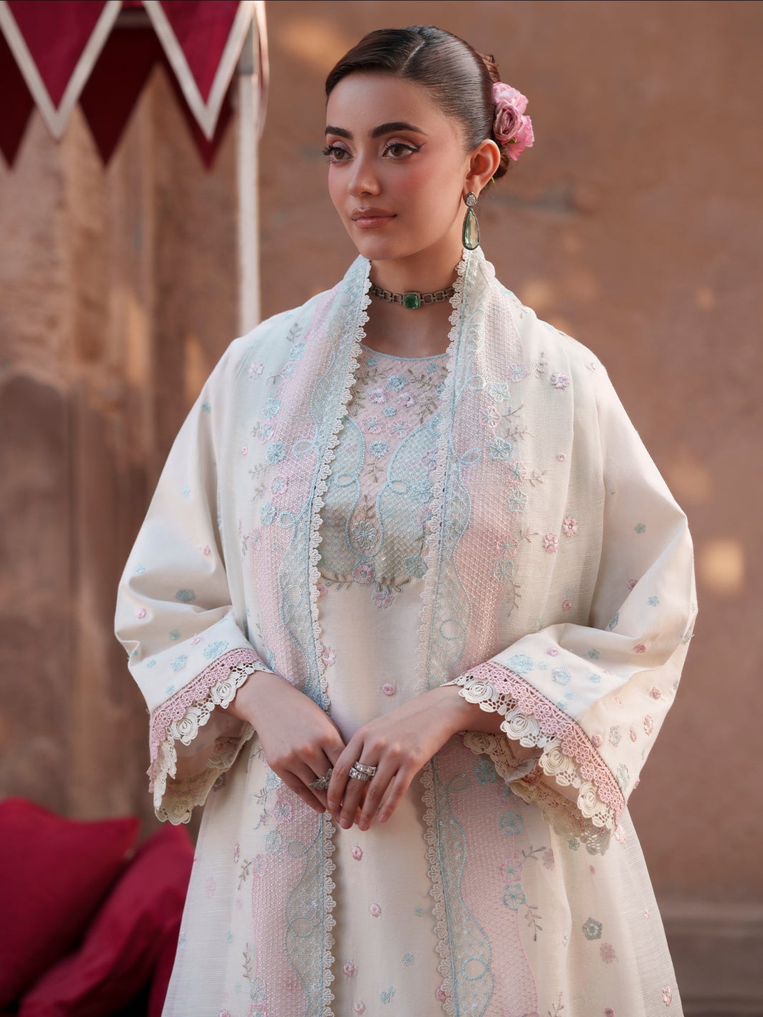 Off-white Mahnur  Nilofer Luxury Lawn'26 Embroidered Unstitched 3-Piece Suit-NL-02
