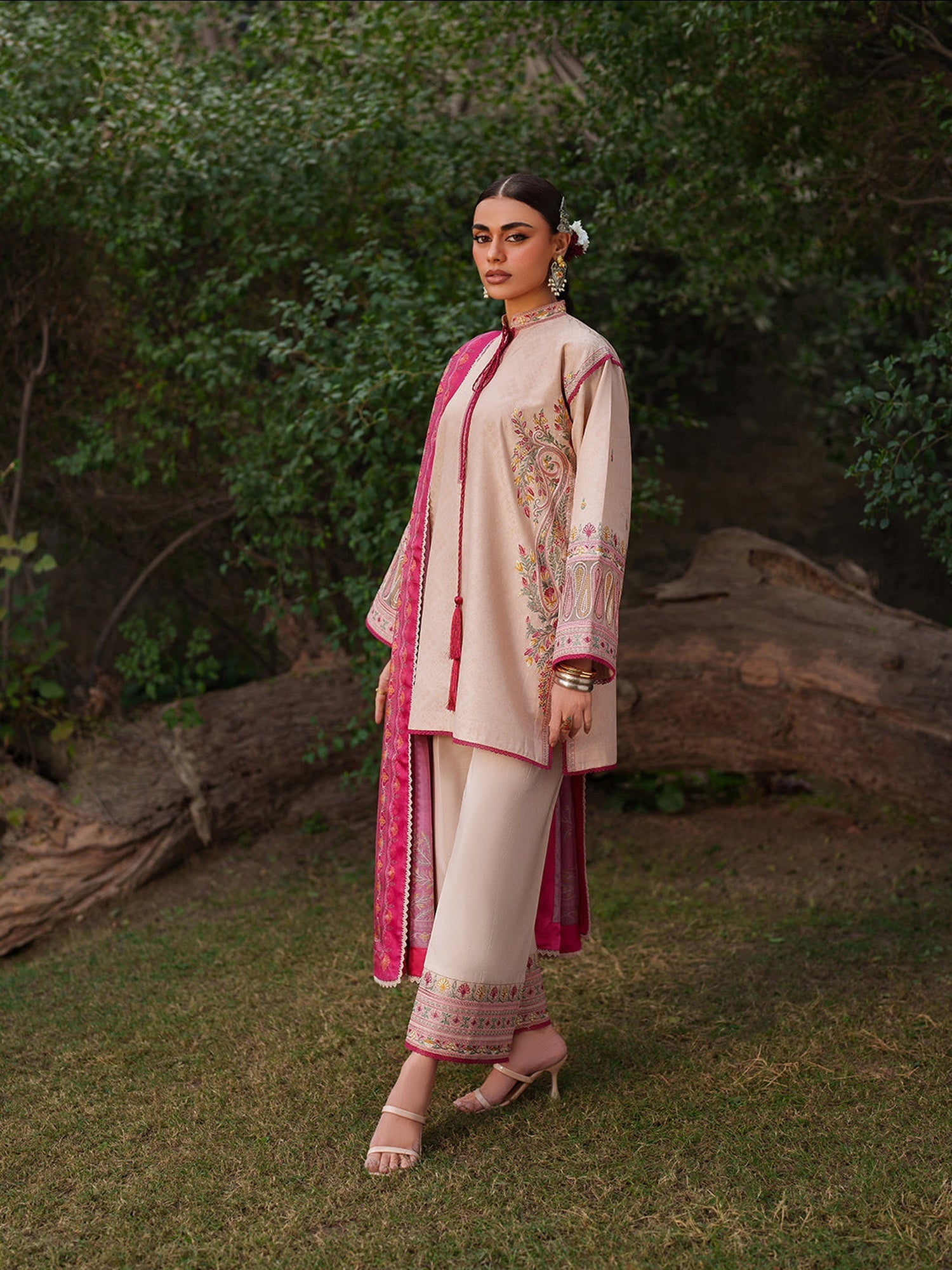 Pink Binilyas Suroor Lawn'26 Embroidered Unstitched 3-Piece Suit-246-B