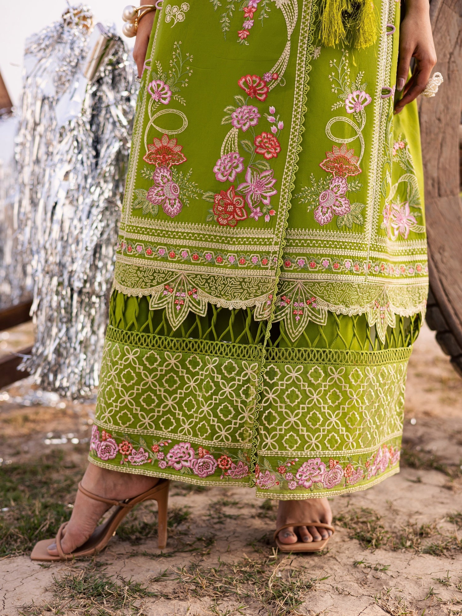 Mint Green Parishay Dil e Raqsam Lawn'26 Embroidered Unstitched 3-Piece Suit-DR-09