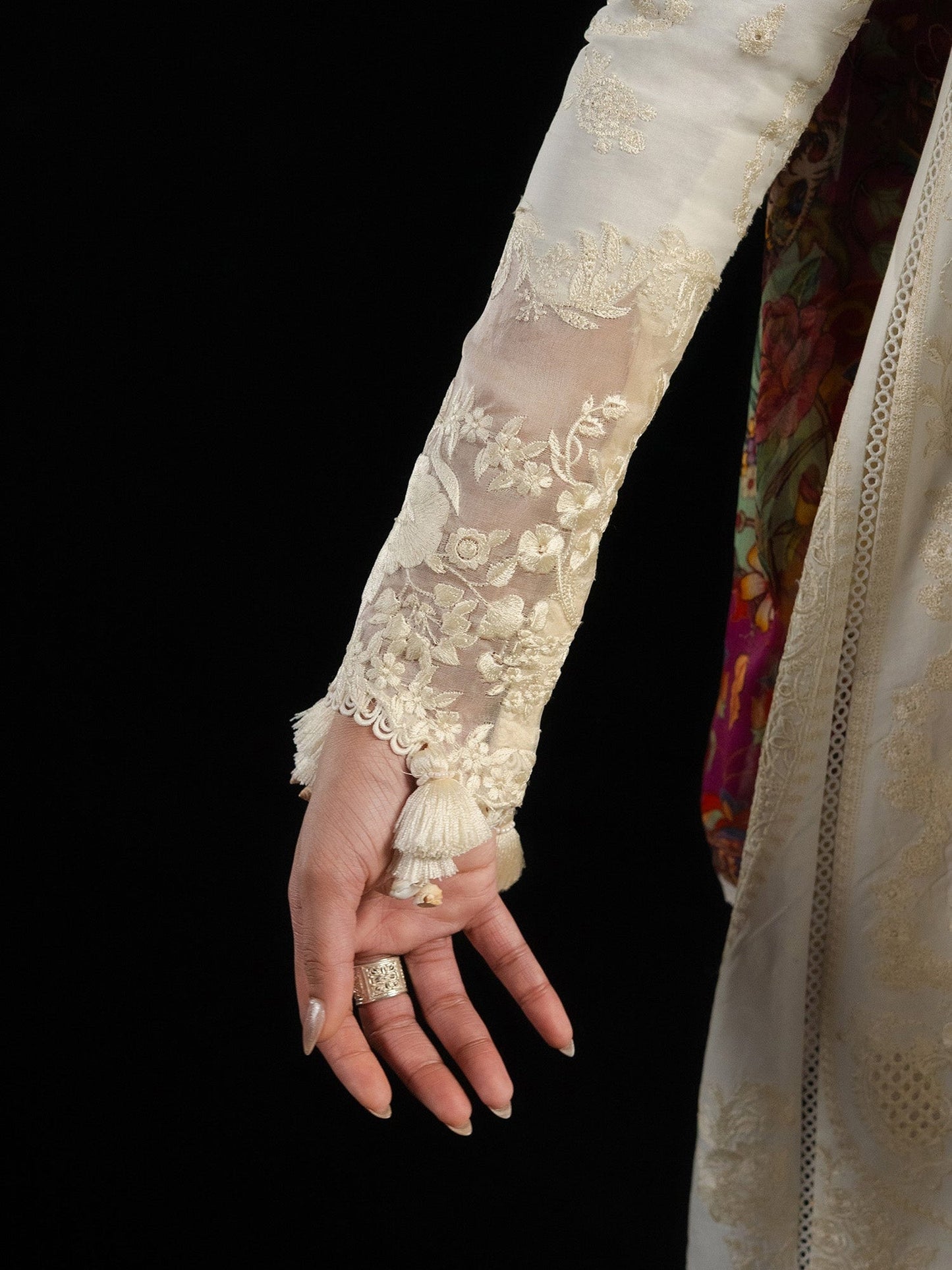 White Hussain Rehar Zan SS'26 Lawn Embroidered Unstitched 3-Piece Suit-Sefi