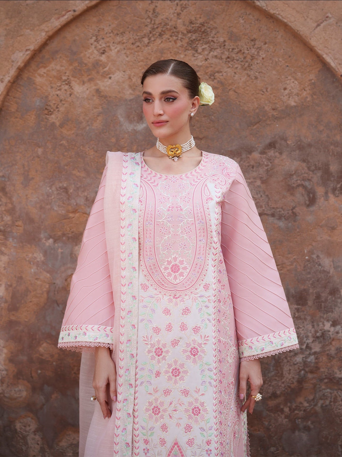 Pink Mahnur  Nilofer Luxury Lawn'26 Embroidered Unstitched 3-Piece Suit-NL-01