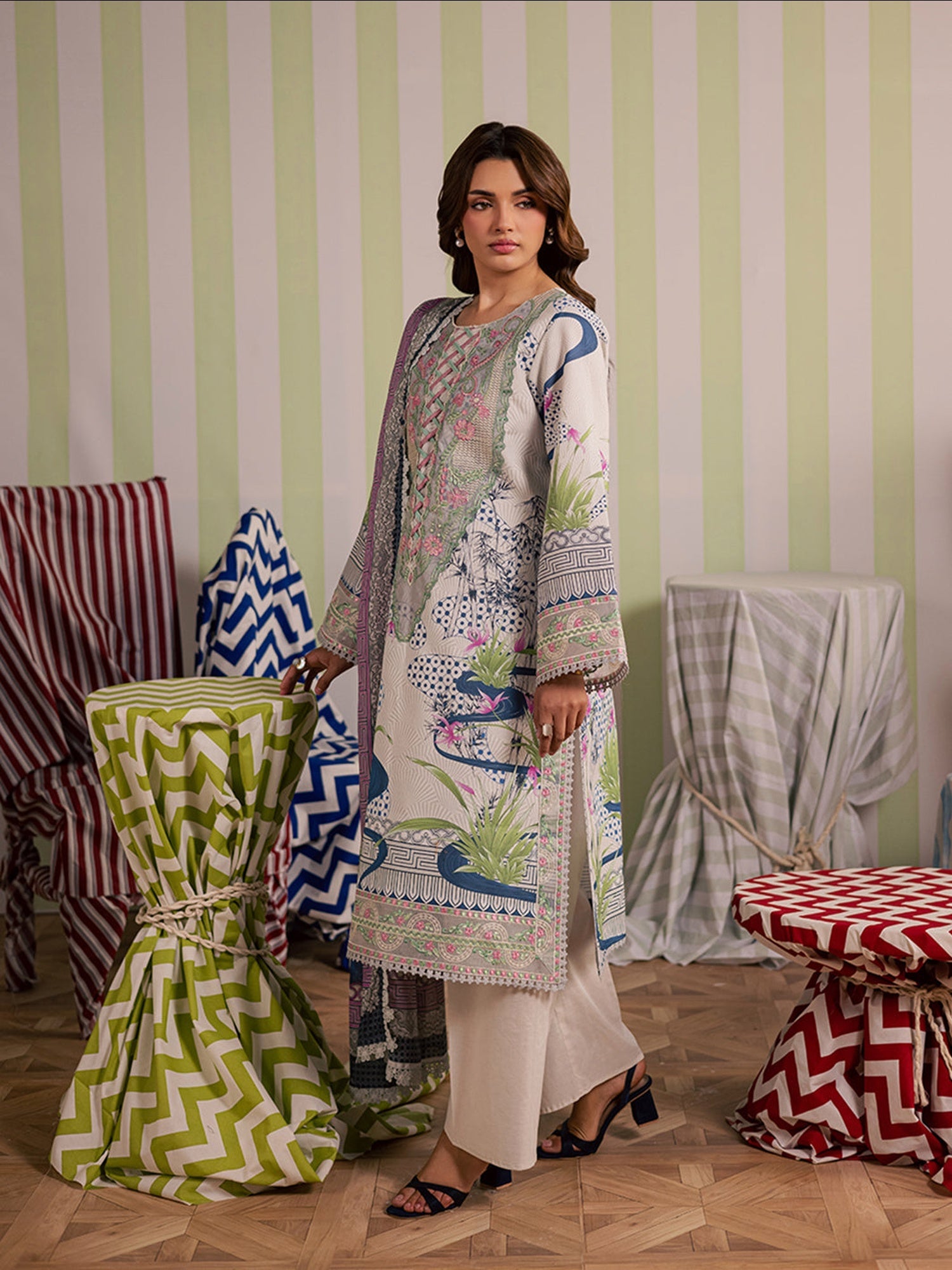 Ivory-Mahnur Afsana Lawn'26 Embroidered Unstitched 3-Piece Suit-AL-07