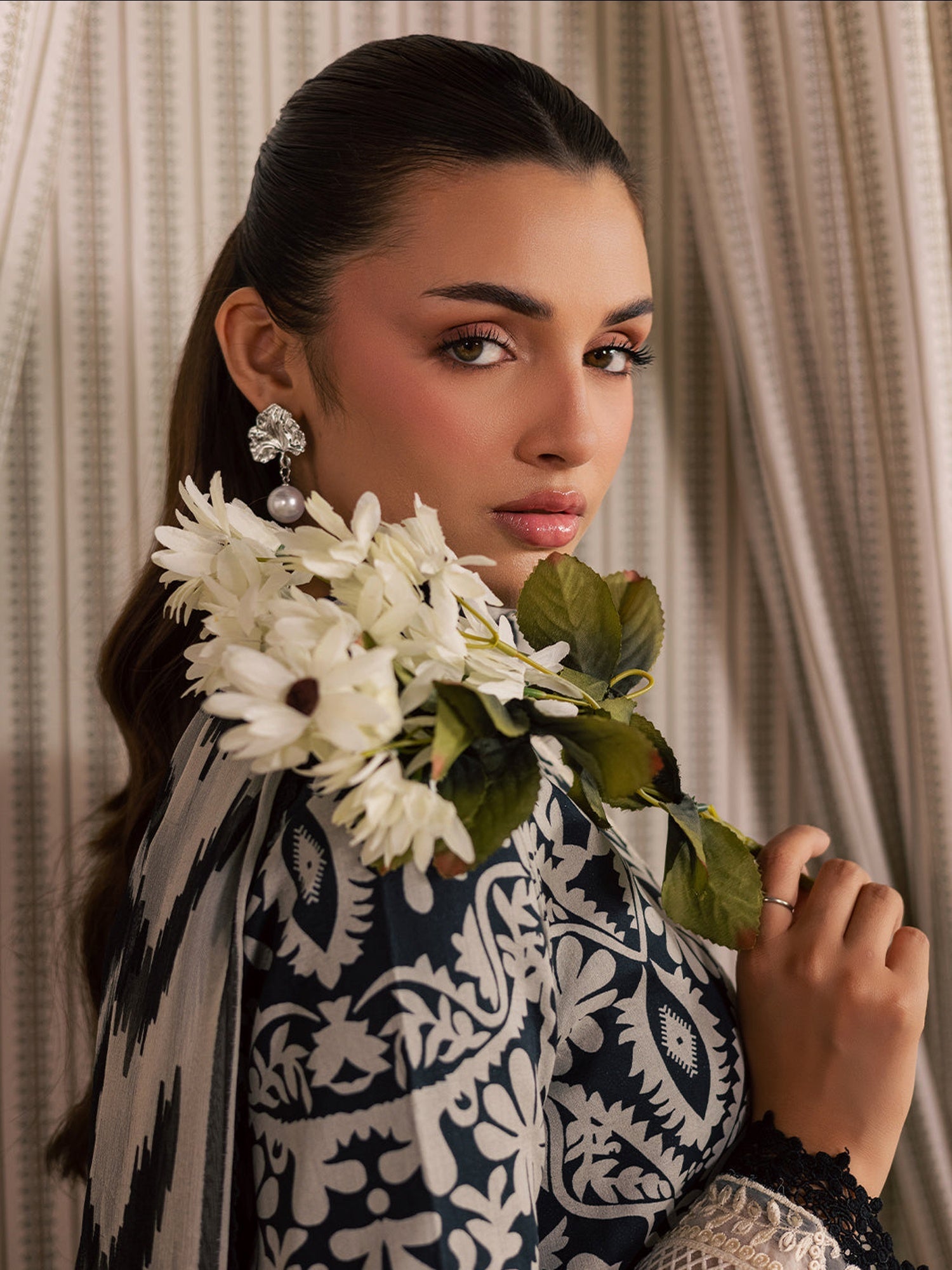Black Mahnur Jahaan Lawn'26 Embroidered Stitched 3-Piece Suit-MJ-09