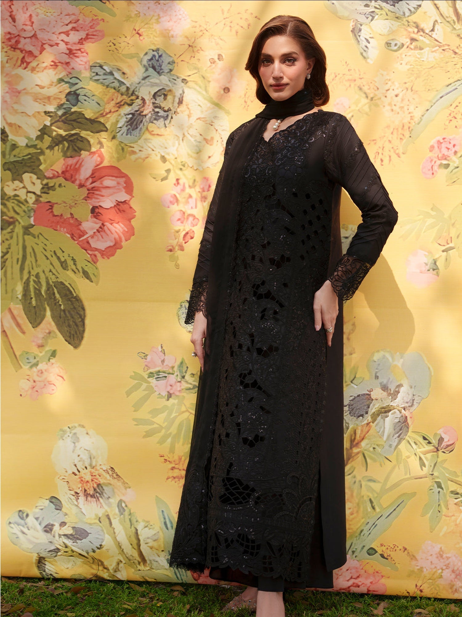 Black Mahnur Nilofer Luxury Lawn'26 Embroidered Unstitched 3-Piece Suit-NL-14