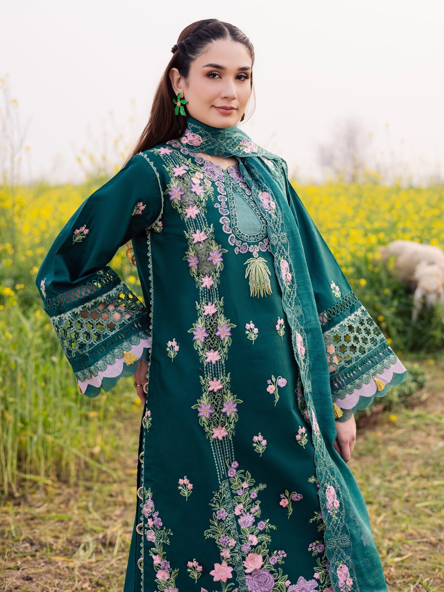 Bottle Green Parishay Dil e Raqsam Lawn'26 Embroidered Unstitched 3-Piece Suit-DQ-11