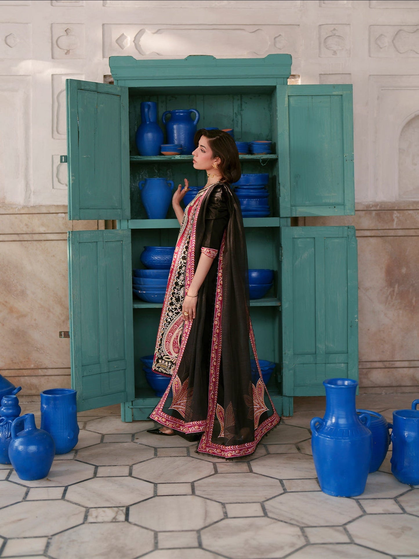 Black Pink Mahnur Nilofer Luxury Lawn'26 Embroidered Unstitched 3-Piece Suit-NL-12