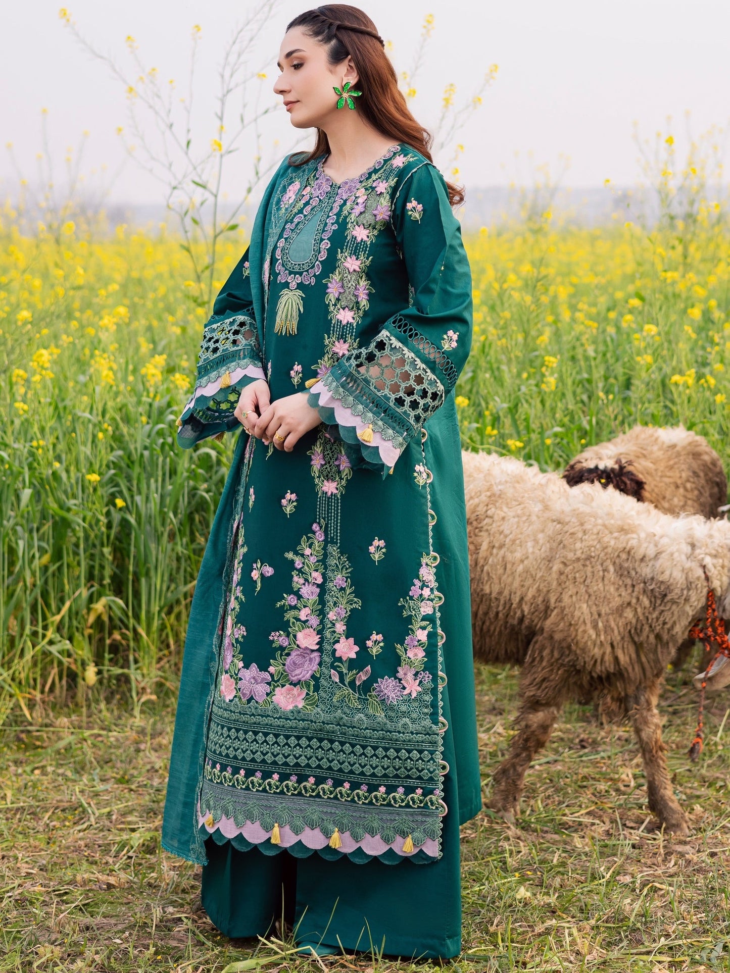 Bottle Green Parishay Dil e Raqsam Lawn'26 Embroidered Unstitched 3-Piece Suit-DQ-11