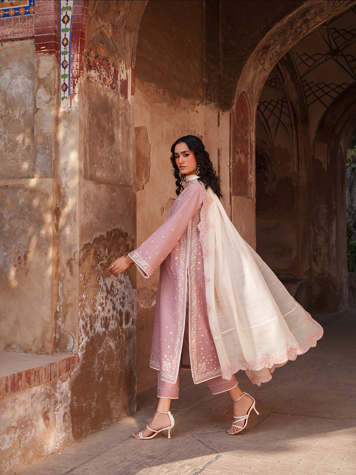 Pink Binilyas Suroor Lawn'26 Embroidered Unstitched 3-Piece Suit-245-B
