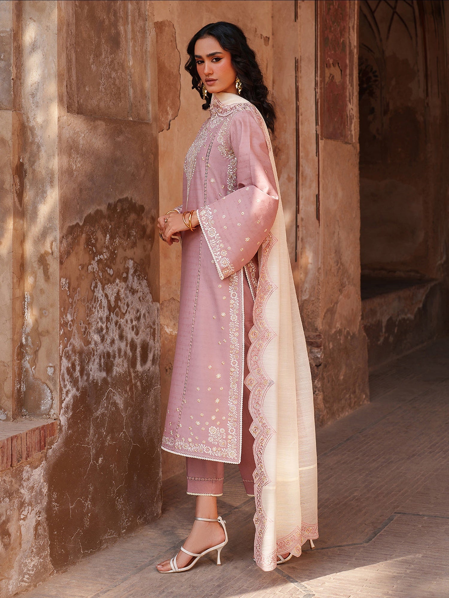 Pink Binilyas Suroor Lawn'26 Embroidered Unstitched 3-Piece Suit-245-B