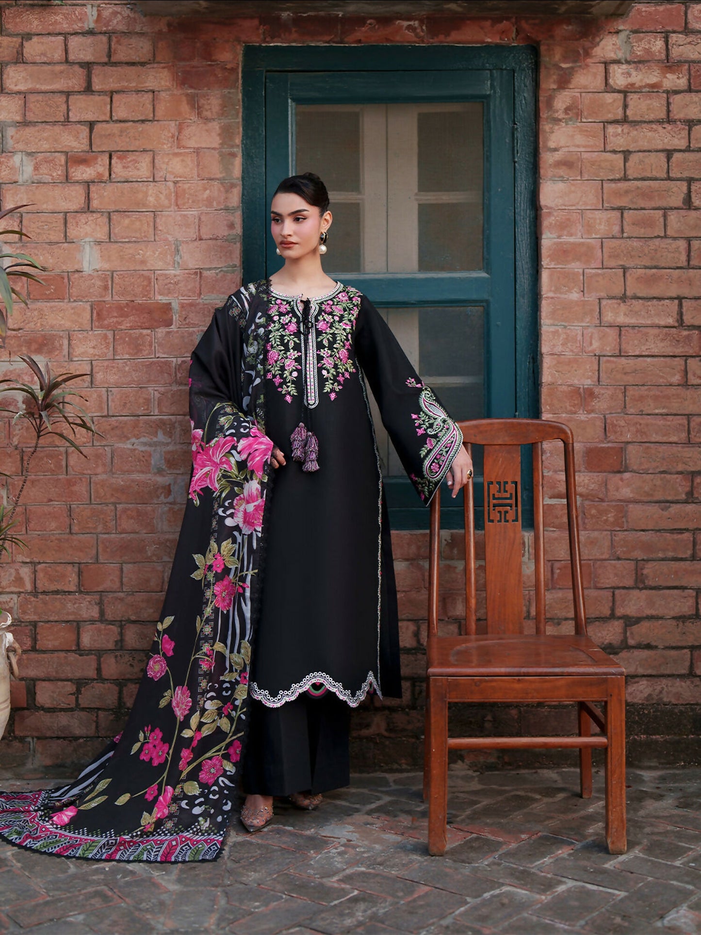 Mahnur Fiona Lawn'26 Embroidered Unstitched 3-Piece Suit-F-09